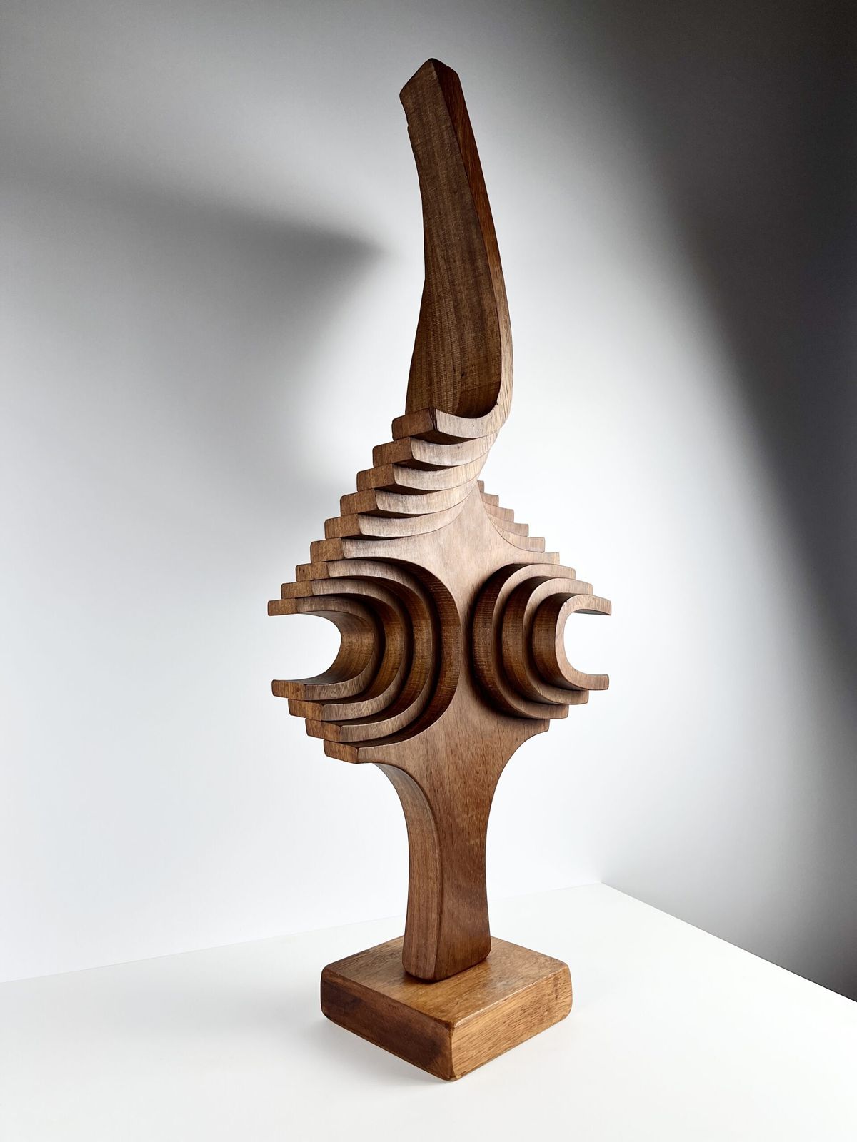 Brian Willsher (1930 2010) Large And Exceptional Mahogany Sculpture, Signed & Dated 1981 photo 1960.0