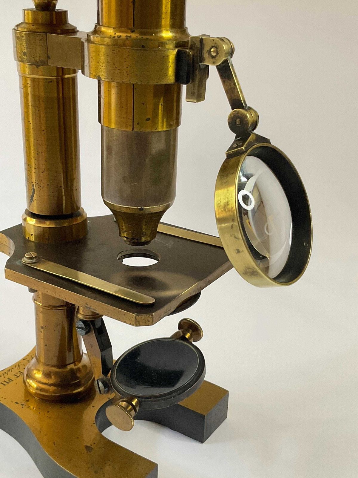 Antique Brass Microscope By Nachet Et Fils– Complete With Accessories & Mahogany Case C1865. photo Home Decor