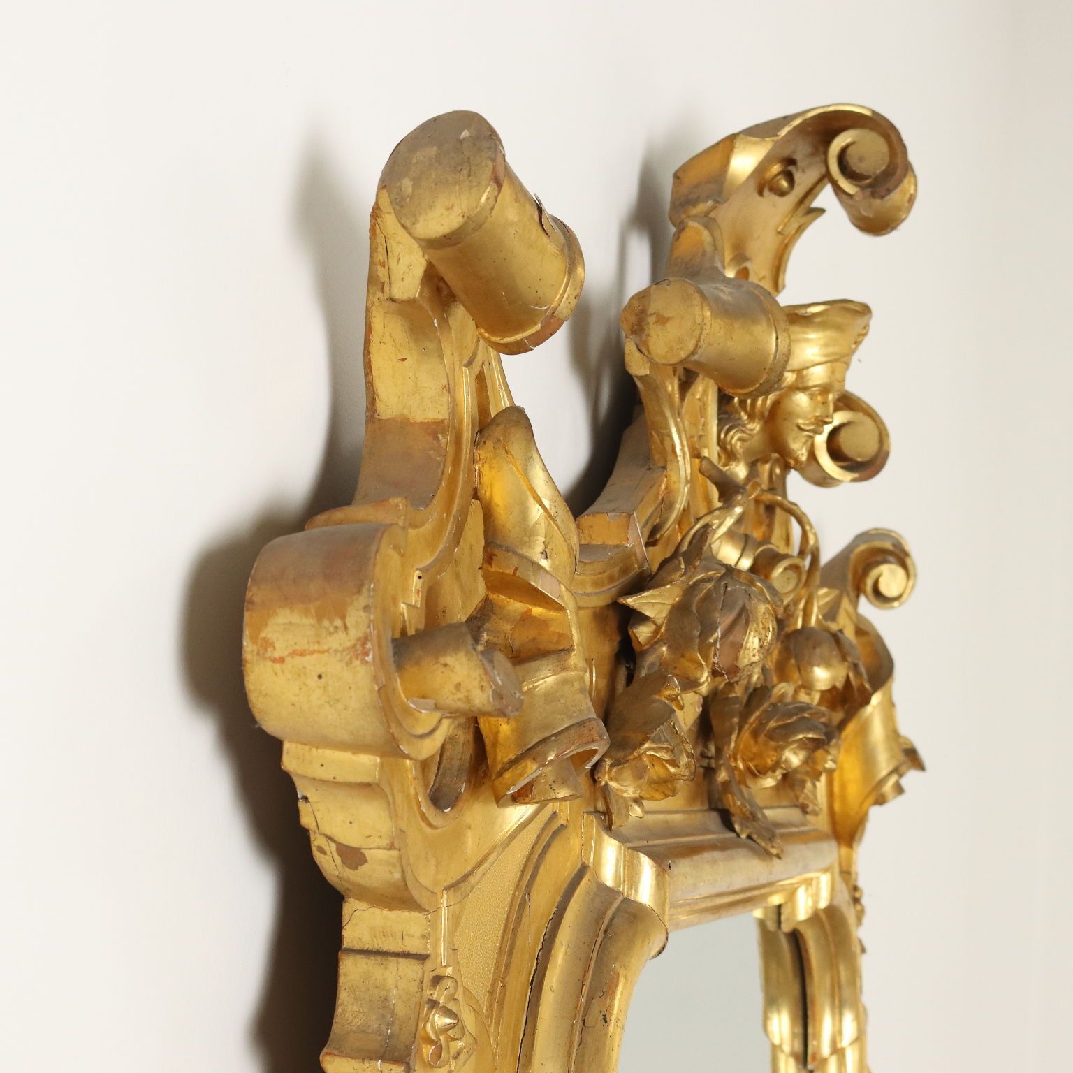 4040.0 Grand miroir d'époque Umbertino en pin suisse, Italie, XIXe siècle photo