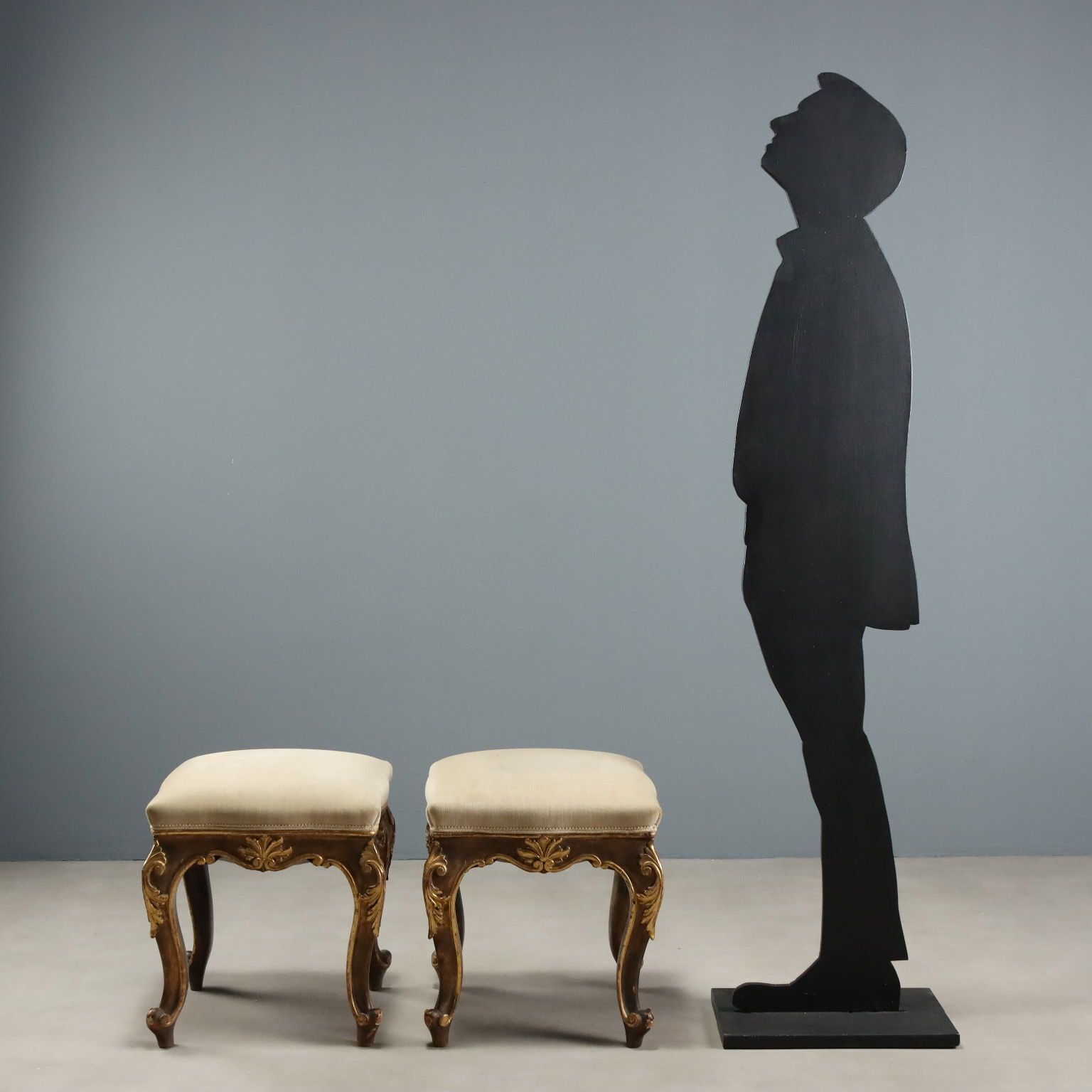 Tabourets éclectiques d'époque en bois sculpté et doré, XIXe siècle photo furniture