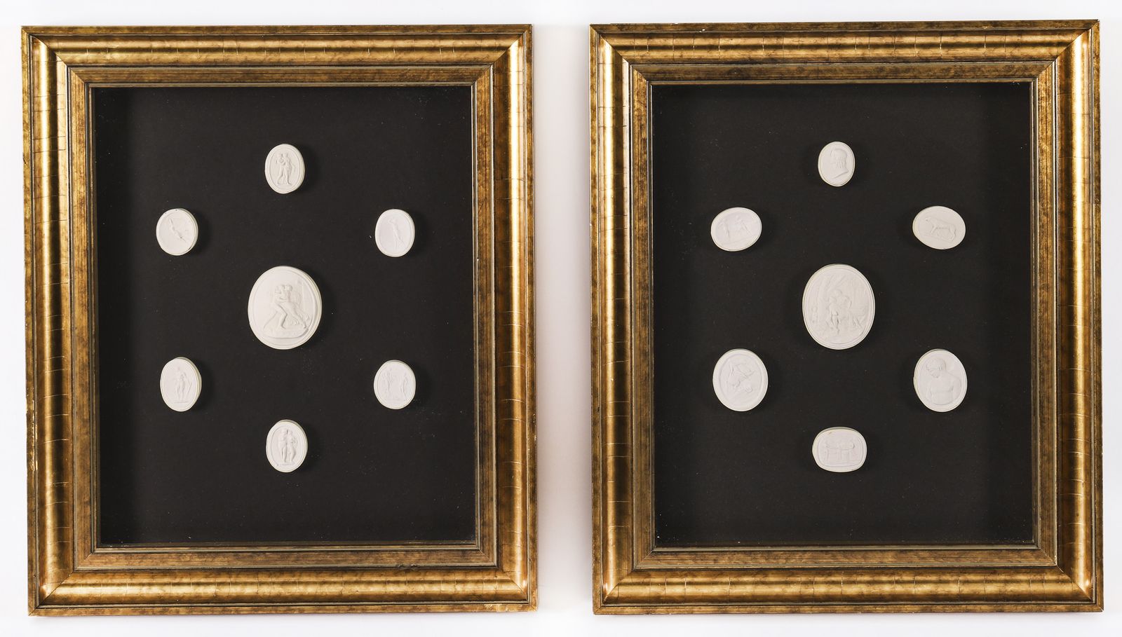 850.0 Antique Pair Giltwood Framed Grand Tour Plaster Intaglios 19th Century photo