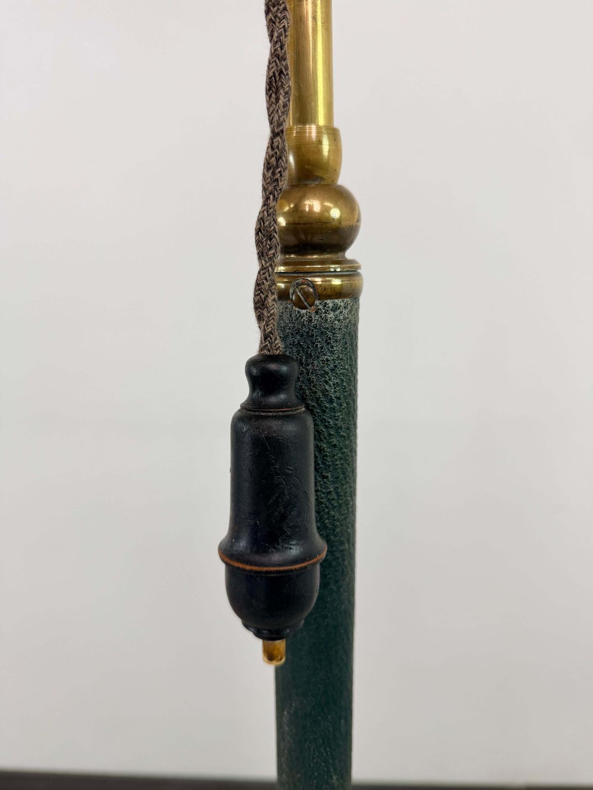 Brass Art Decoadjustable Floor Lamp. photo Lighting