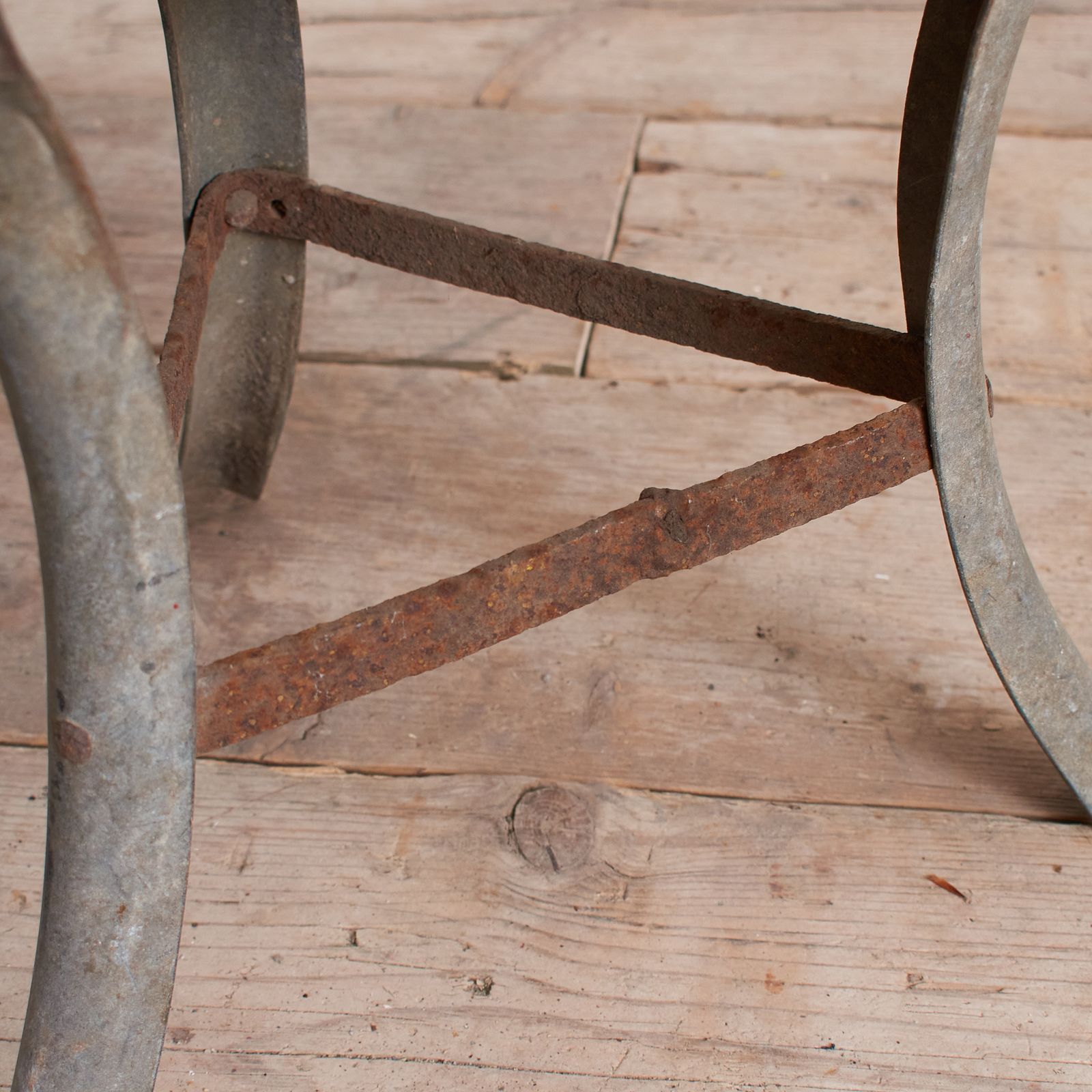 Antique Galvanised Milking Stool. photo 104.0