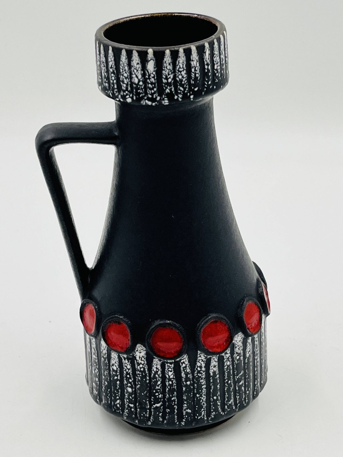 Vase Schlossberg Isle Stéphan Black Red Vintage photo furniture