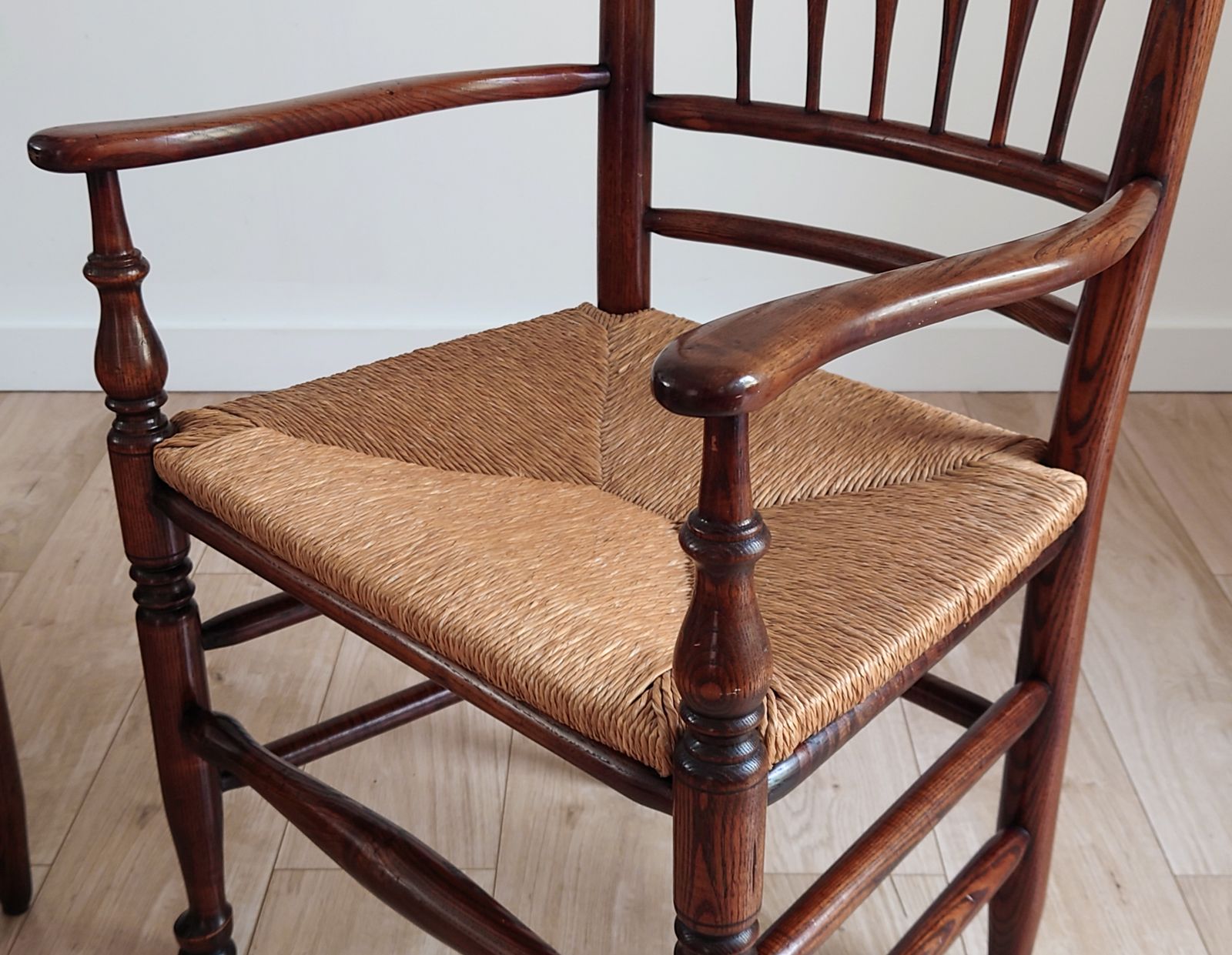 Furniture Vintage Set Of 8 English Country Farmhouse Spindle Back Chairs With Rush Seats photo
