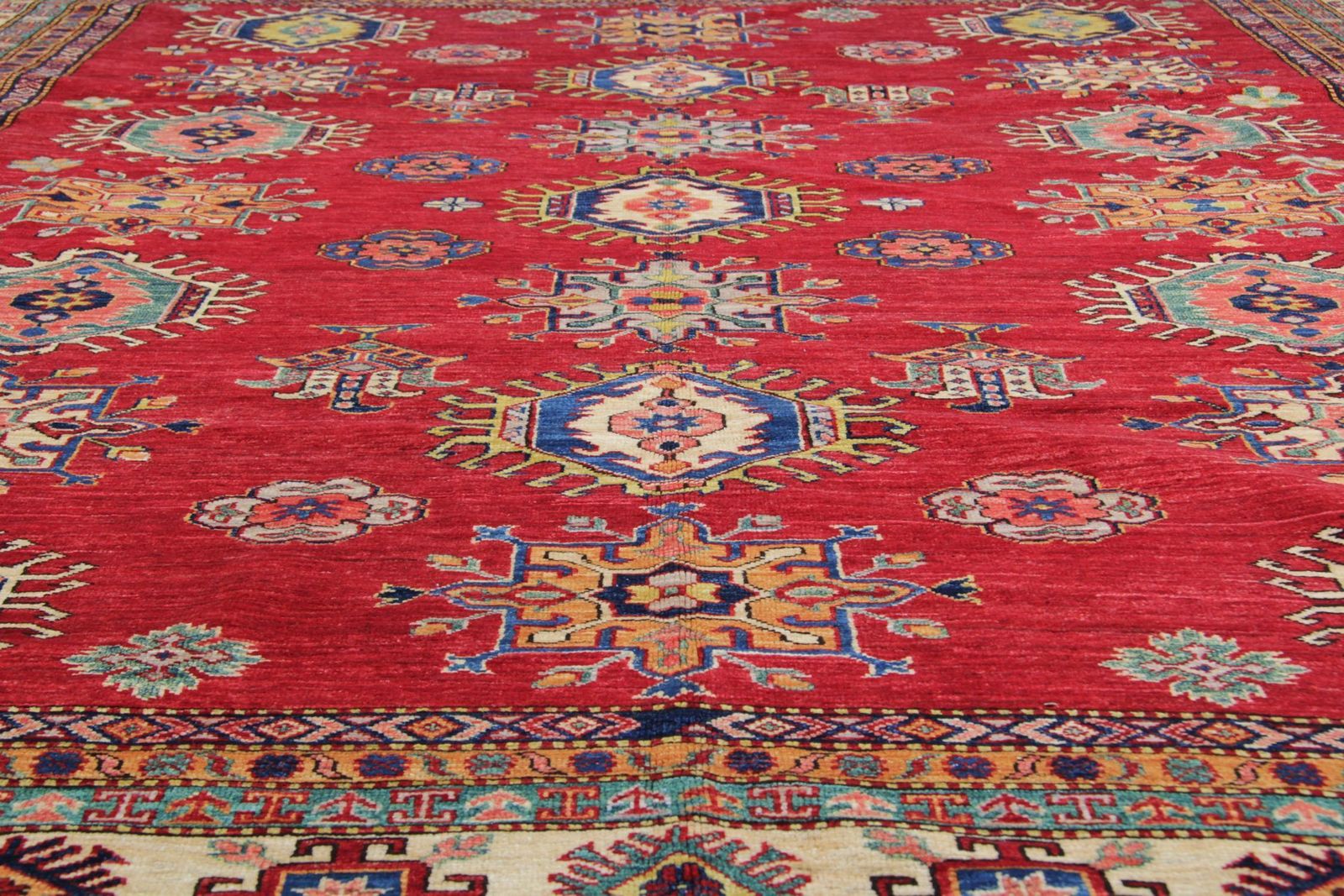 Oosterse tapijten, rustiek primitief handgemaakt tapijt, rood geometrisch vloerkleed 252 x 301 cm photo 4800.0