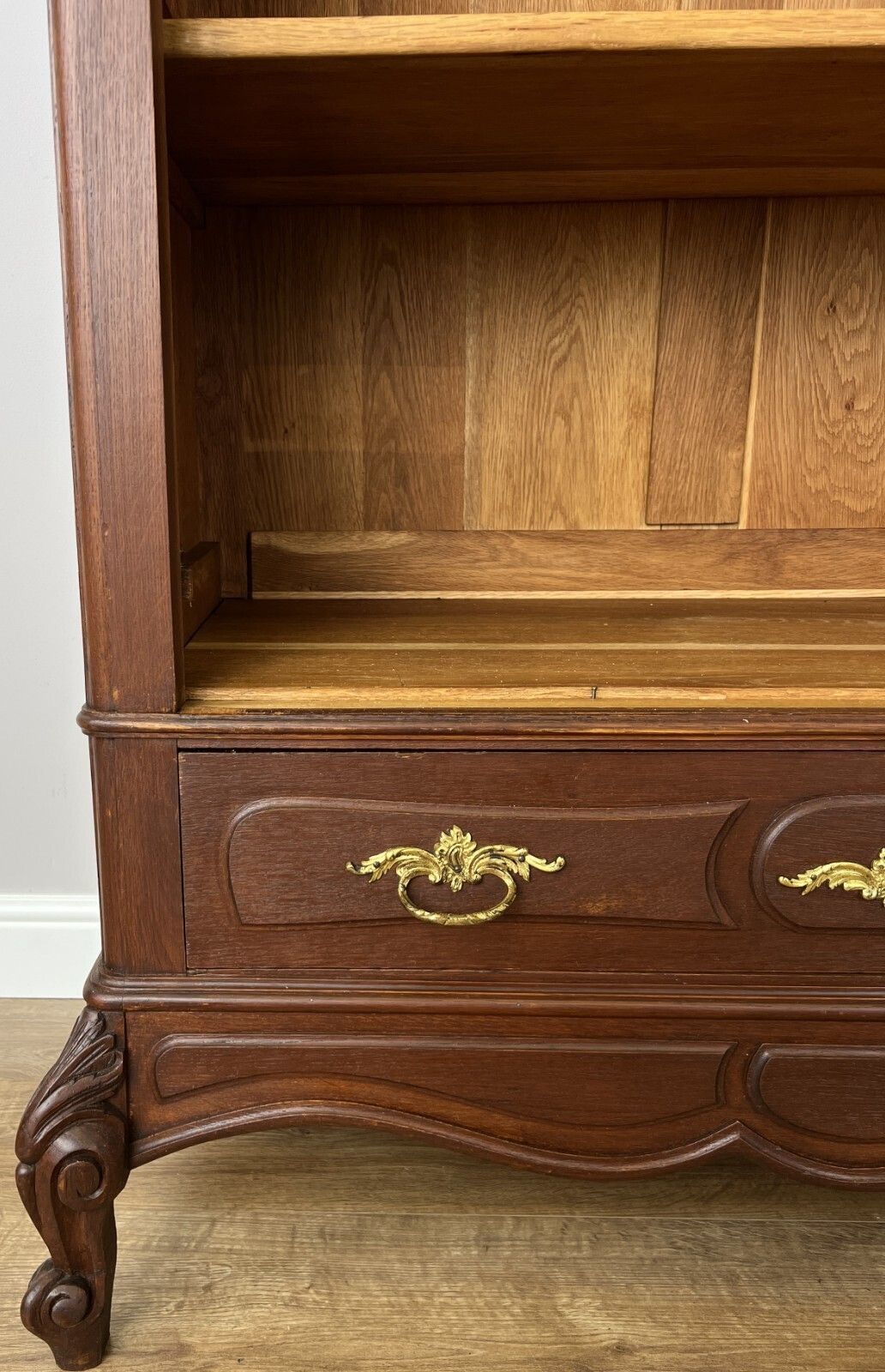 photo furniture Bookcase Antique French Style Oak Display Cabinet Carved Sideboard Lot 6155