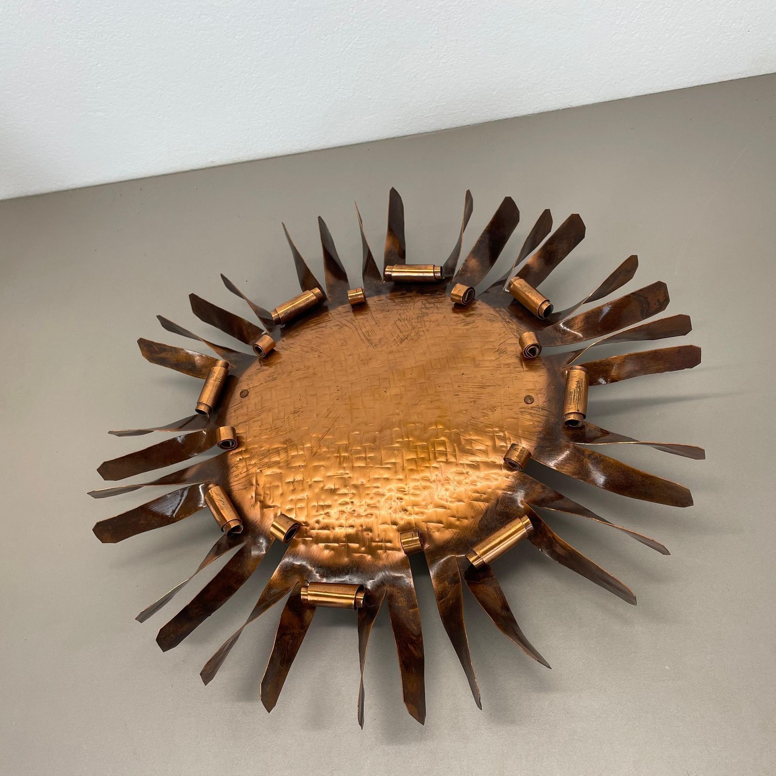 photo vinterior Large 50cm Solid Copper Stilnovo Style Sunburst Theatre Wall Light , Italy 1950s
