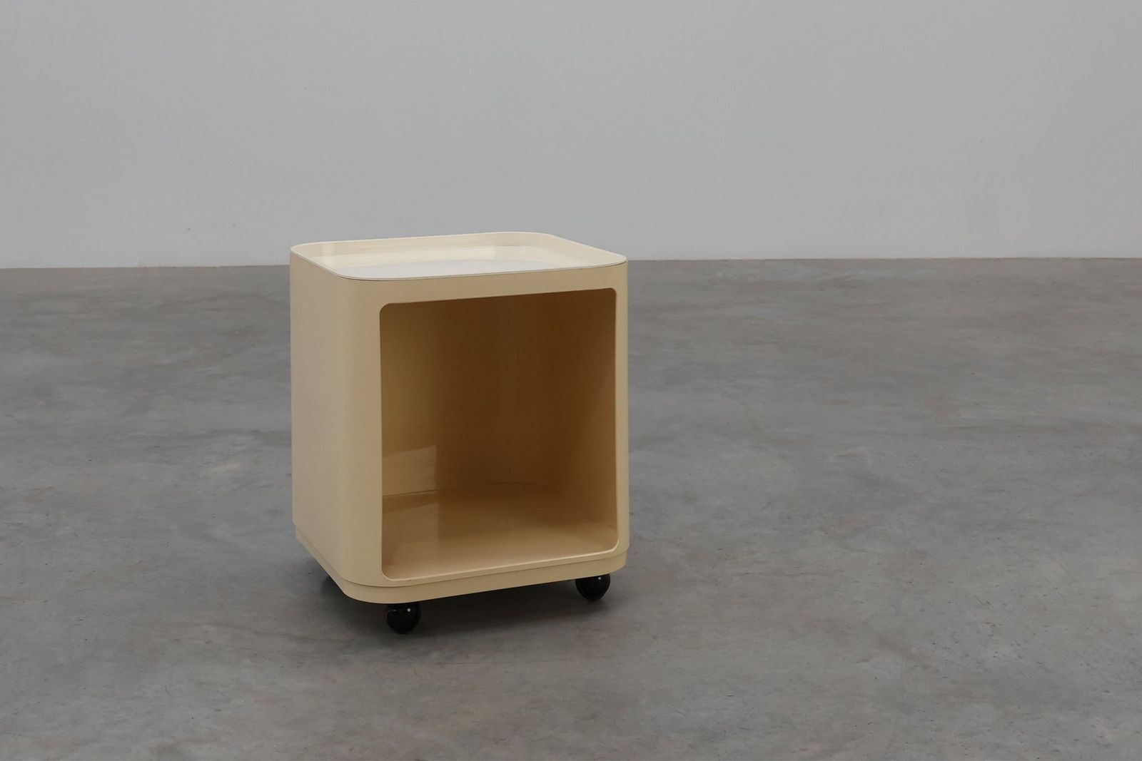 photo for sale Model 4979 Componibili Unit By Anna Castelli Ferrieri For Kartell, Italy, 1970s