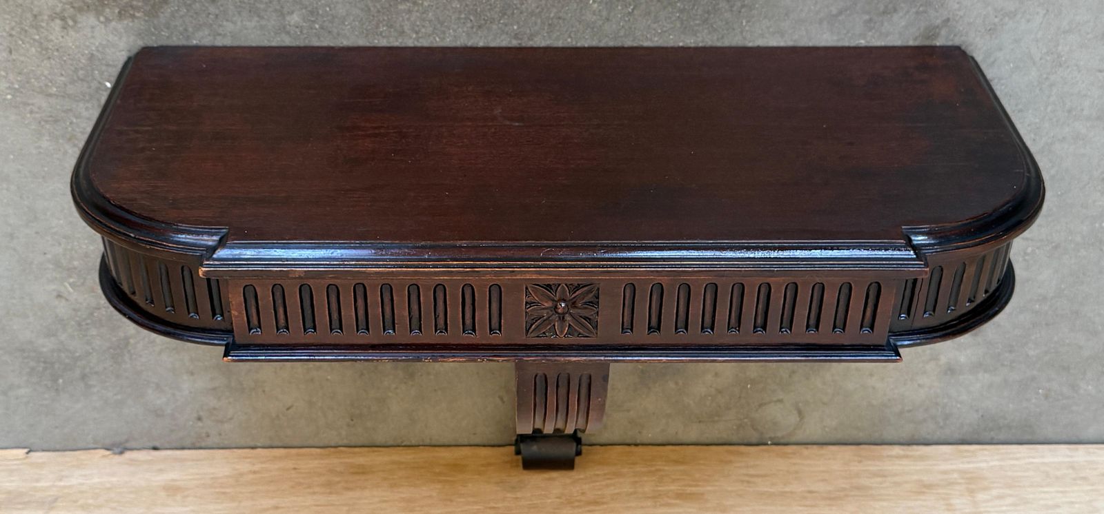 Console murale en noyer massif photo for sale