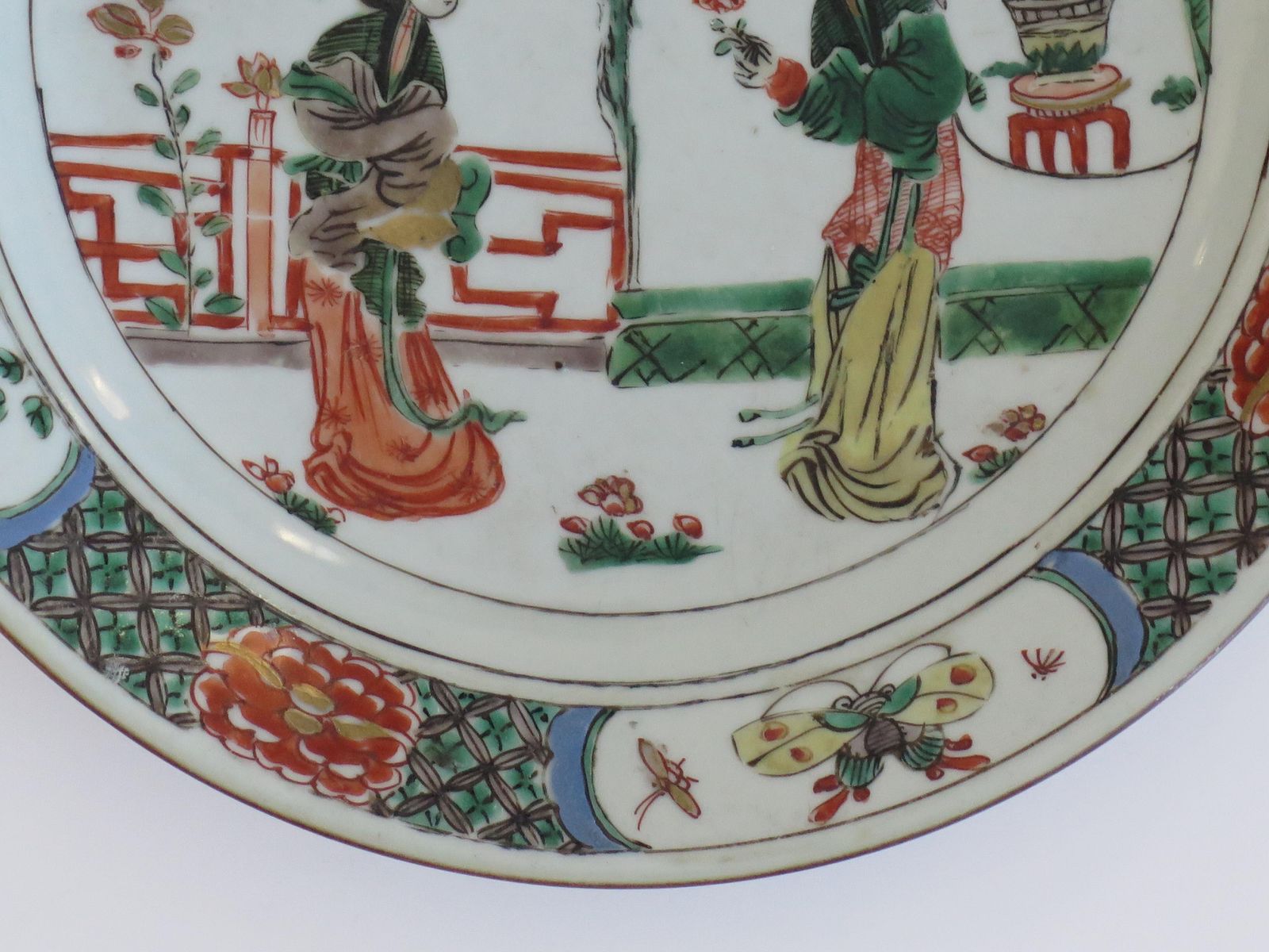 Chinees Famille Verte bord, handgeschilderd porselein, Kangxi-periode, ca. 1690 photo 735.0