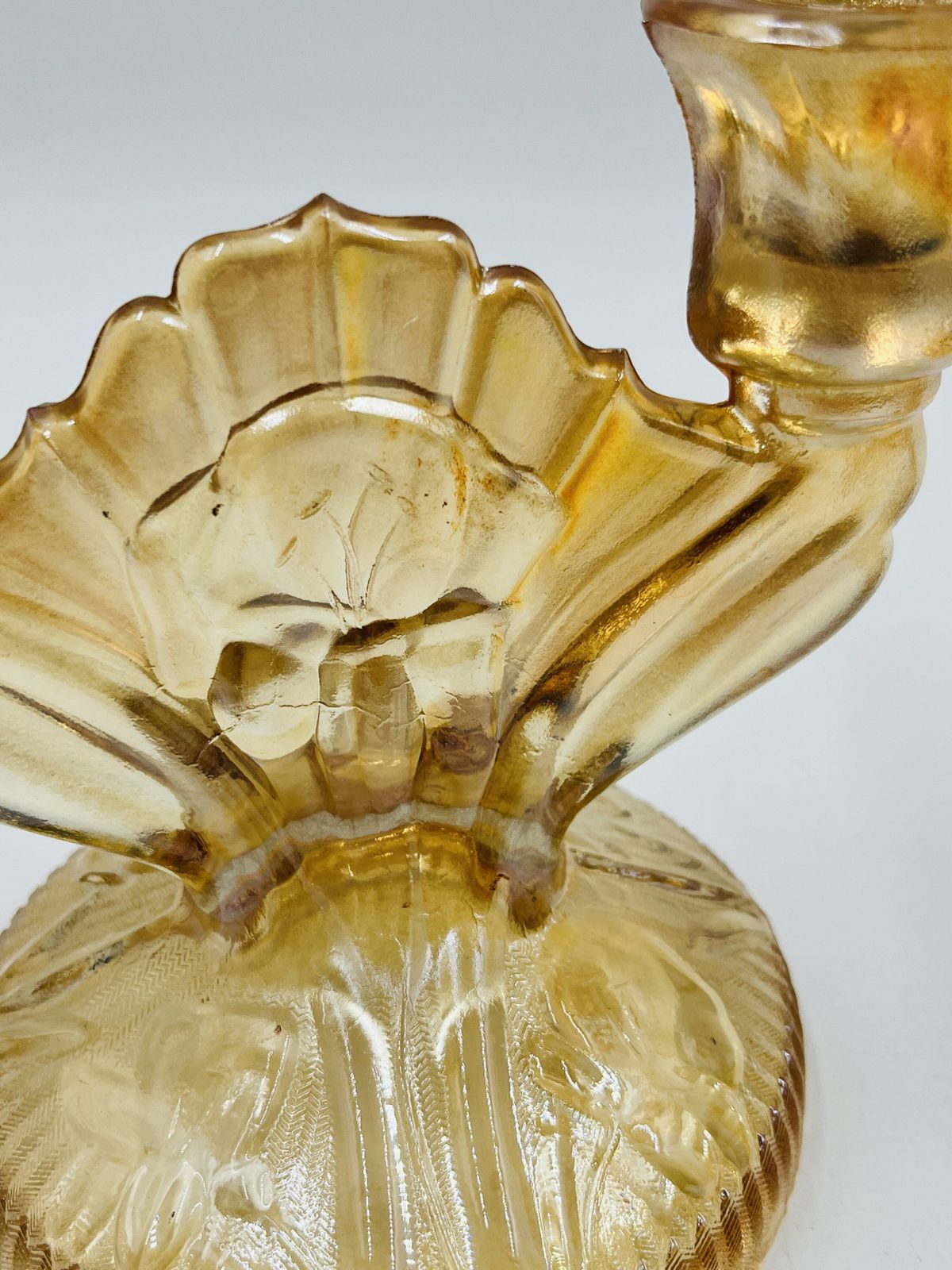 Paar Empoli Amber Glazen Kandelaars in Art Deco Stijl photo Woonaccessoires