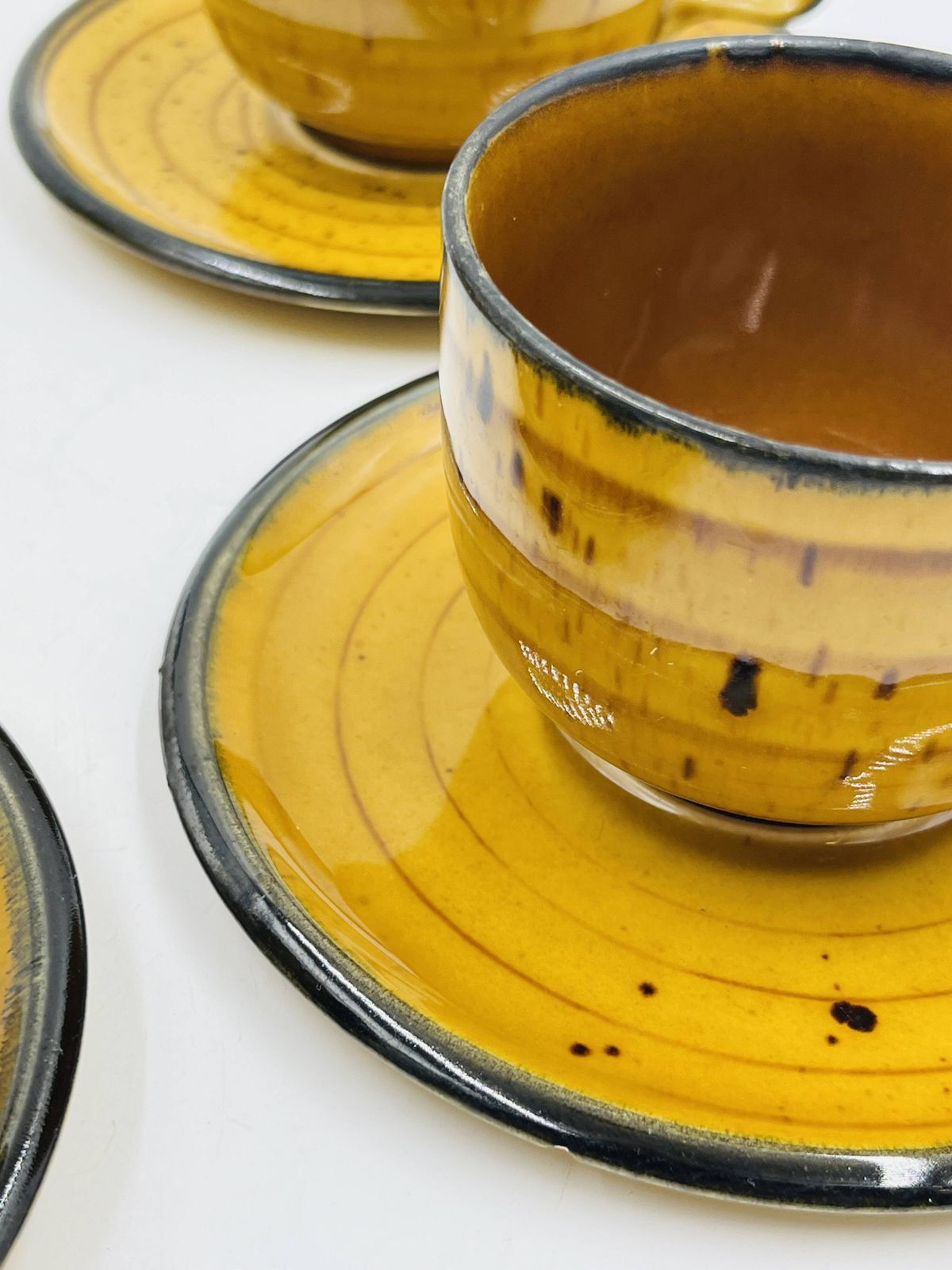 Set Of Four Vintage Boch Palma Cups And Saucers. photo buy