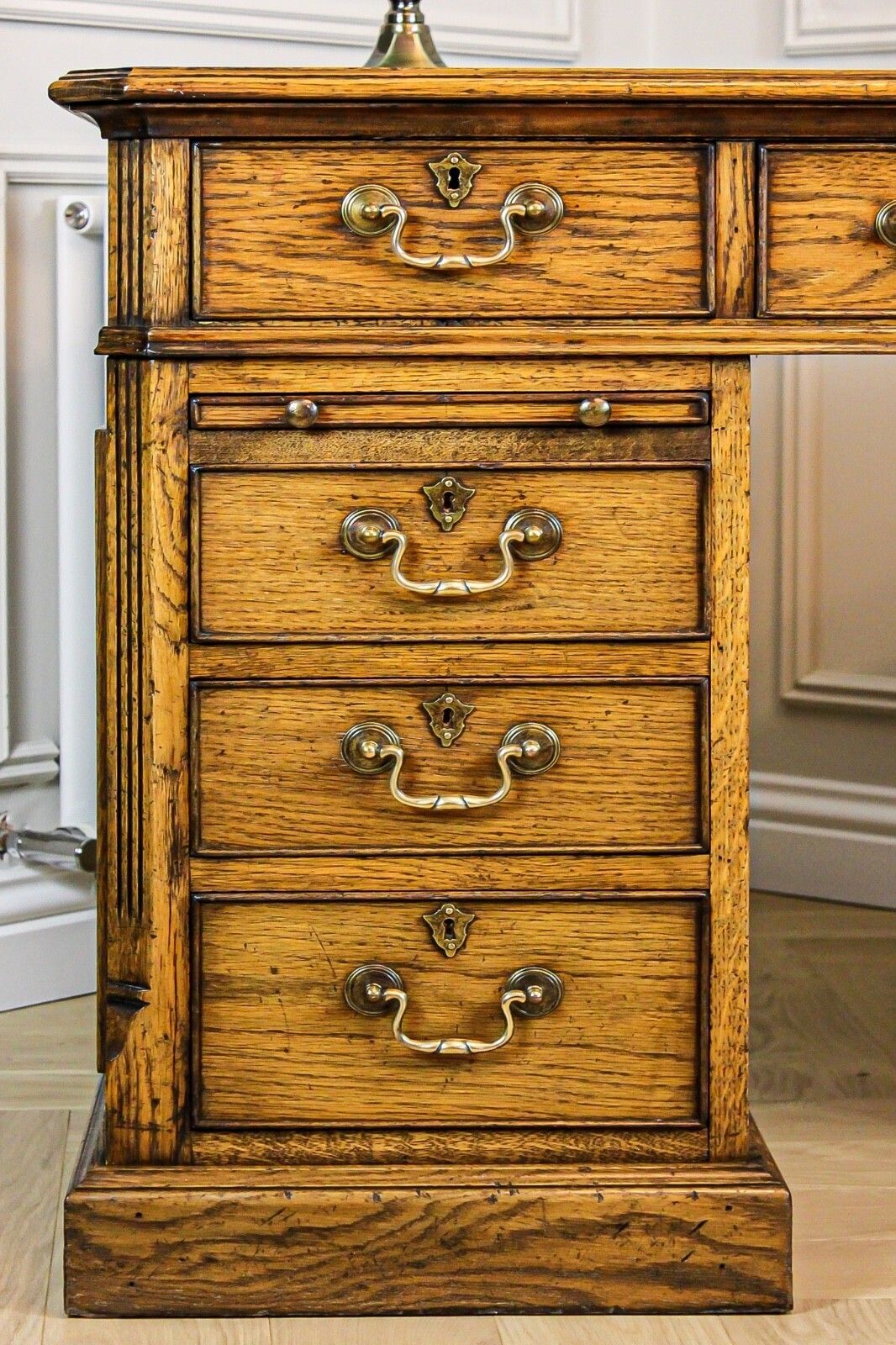 photo buy Large Antique Style Solid Oak Twin Pedestal Partners Leather Top Writing Desk