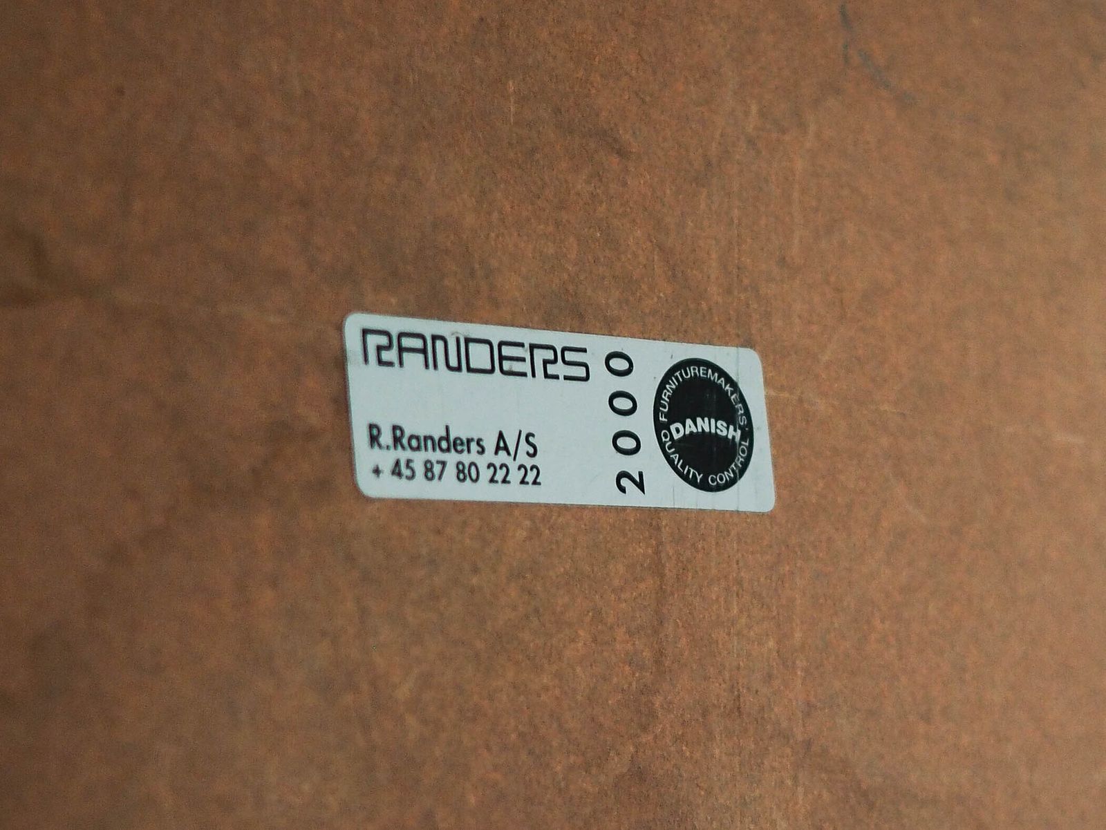739.0 Gelamineerde tafel, Deens design, 2000, geproduceerd door Randers Møbelfabrik photo