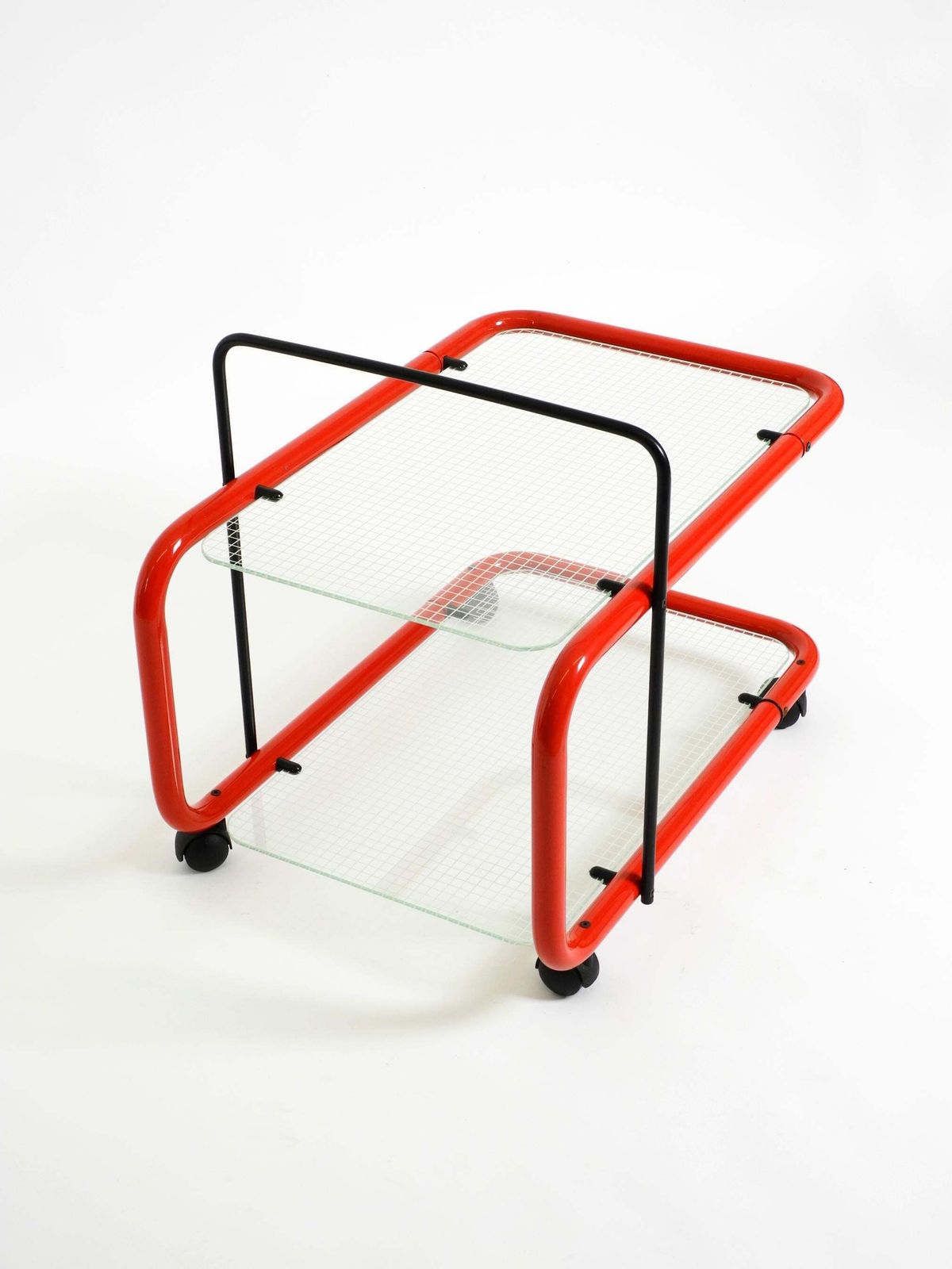 Meubels Italiaanse postmoderne serveerwagen of barcart uit de jaren 1980, metaal en glas photo