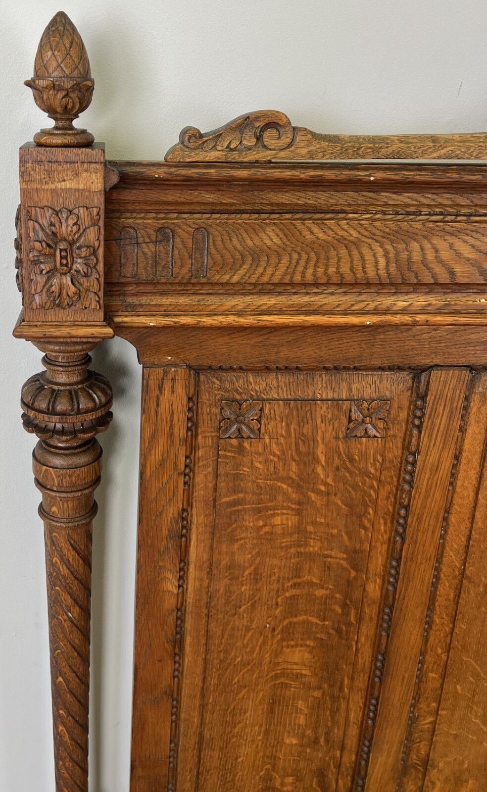 499.0 Bed Antique French Style Oak Double Bed Frame Carved Headboard Lot 6151 photo