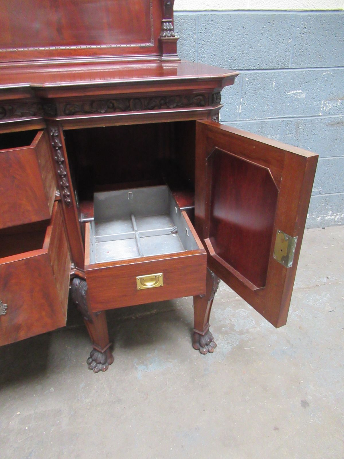 Furniture Quality   Edwardian Period   Mahogany    Sideboard photo