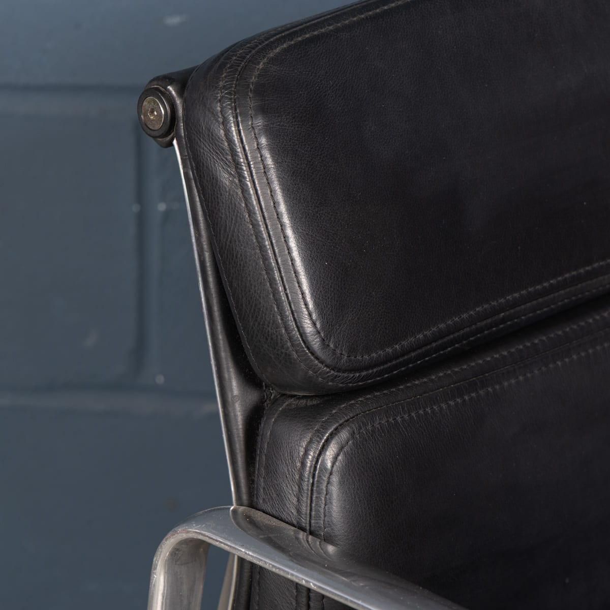 Furniture Vintage 20thc Ea217 Chair In Black Leather By Charles And Ray Eames For Icf photo