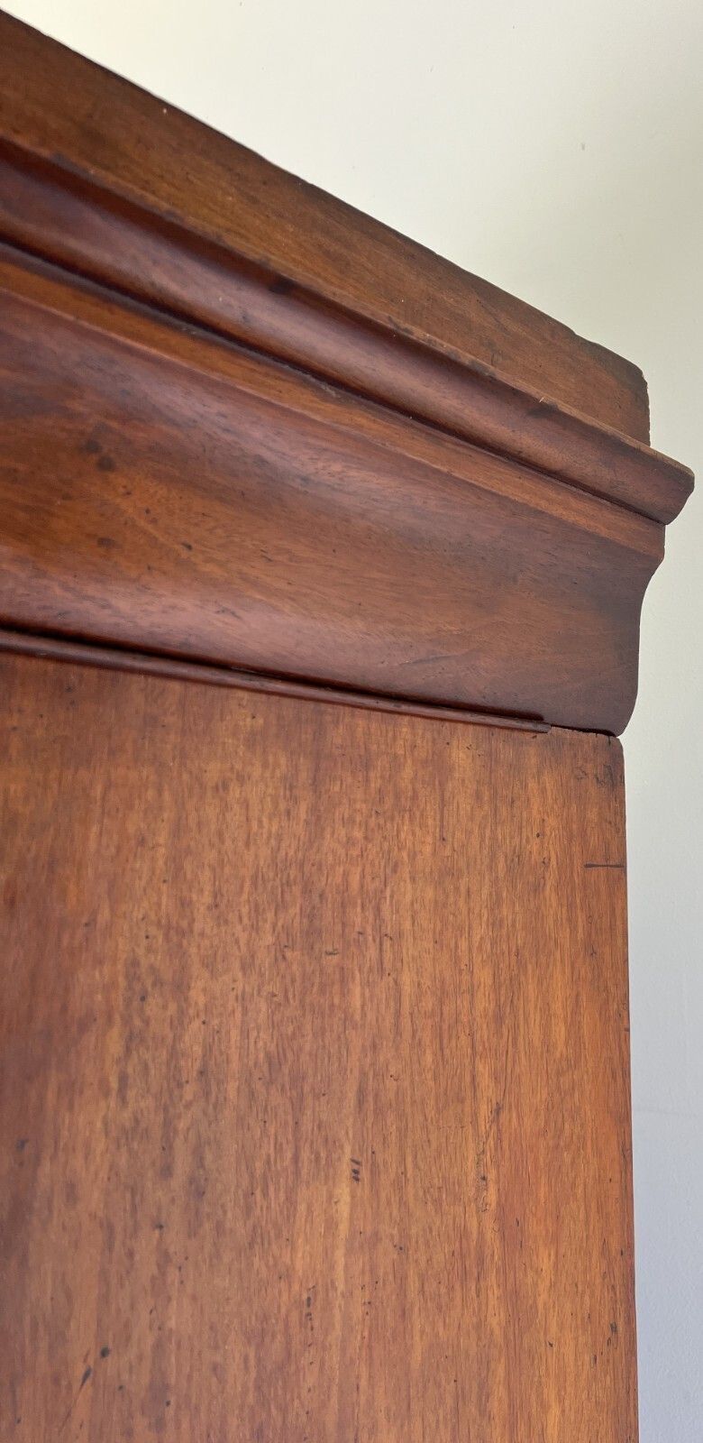 photo vintage Wardrobe Antique French Style Mahogany Hidden Drawer Mirrored Armoire Lot 6148