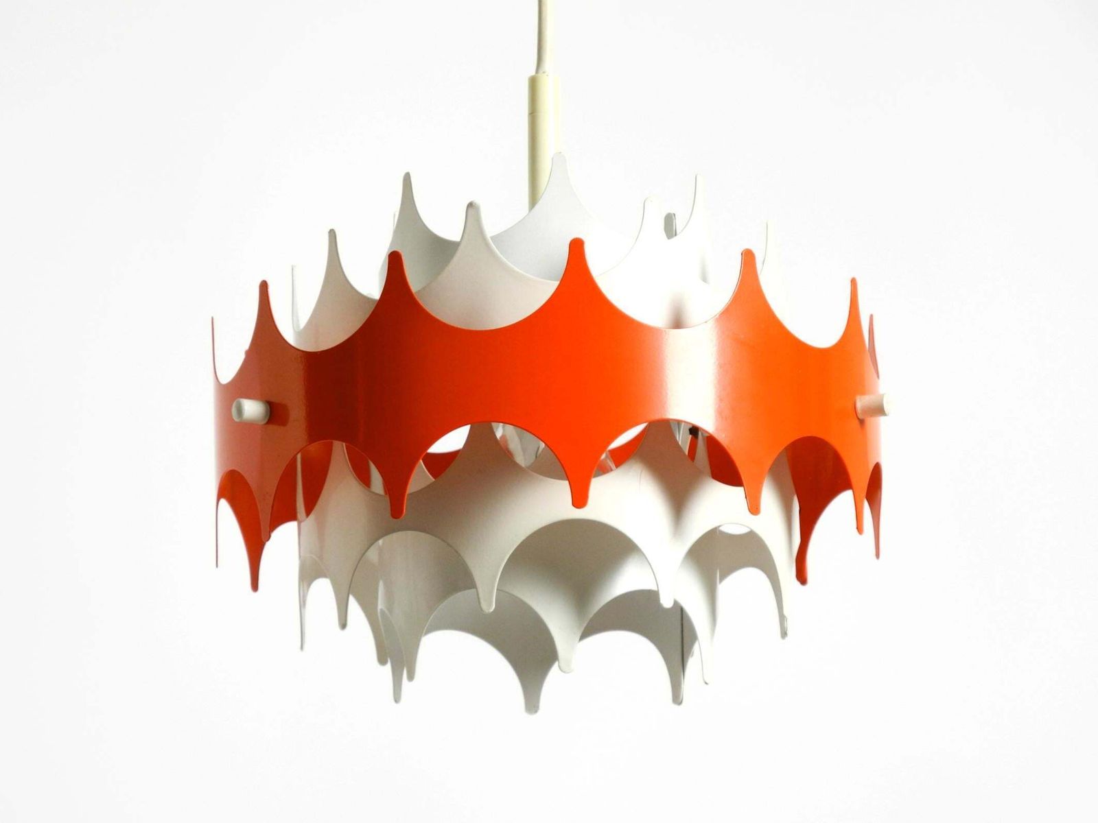 Kleine Space Age metalen hanglamp uit de jaren 1960 van Doria photo vinterior