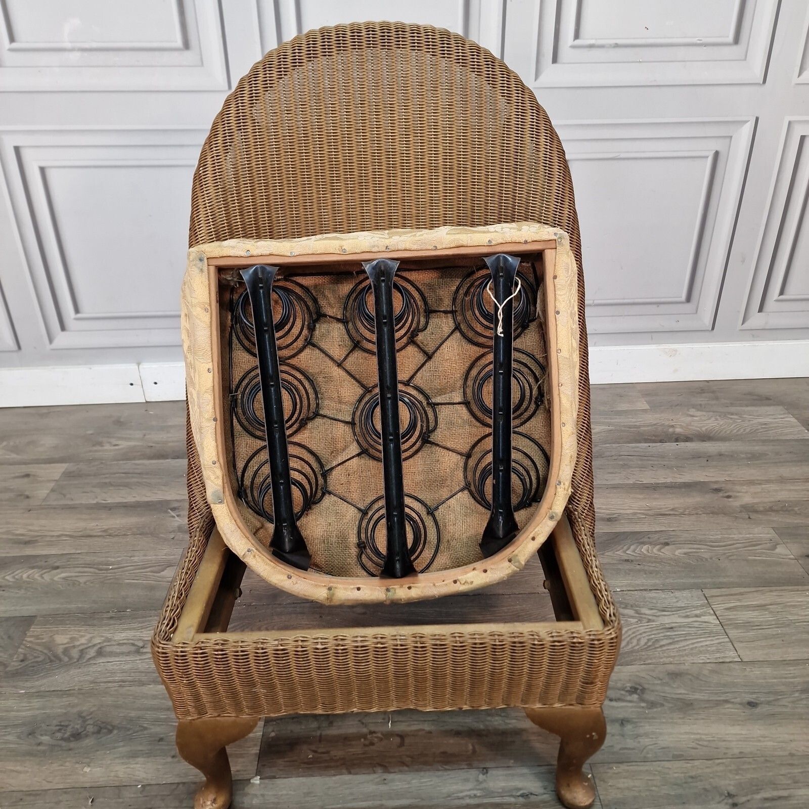 photo vinterior Vintage Low Bedroom Chair   Wicker Tub Occasional Seat   Lloyd Loom Style Retro