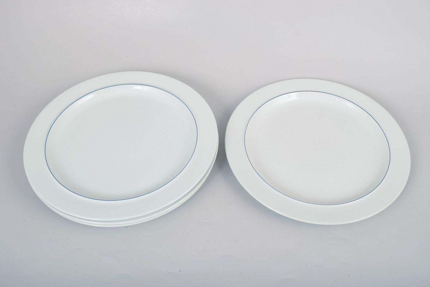 Grethe Meyer, Royal Copenhagen. Set Of Four Blue Line Dinner Plates In Faience photo furniture