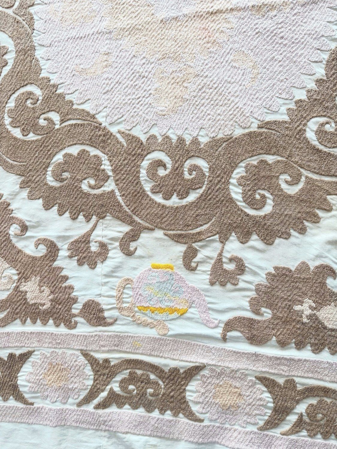 Central Asian Suzani Tablecloth   Vintage Embroidered Textile 134 X 167 Cm photo vinterior