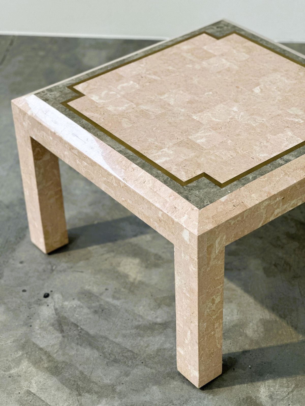 photo furniture Postmodern Pink Marble Coffee Table With Brass Inlay, Italy, 1980s