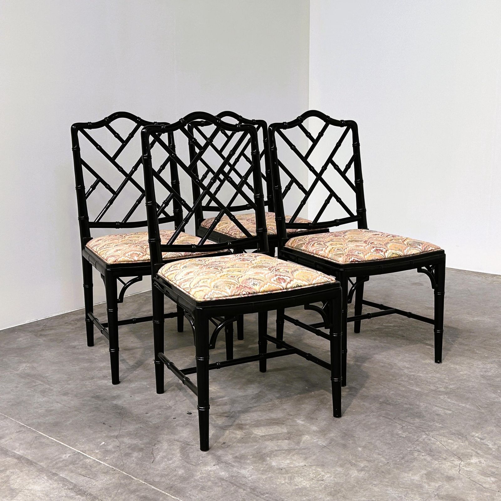 Set van 4 faux bamboe eetkamerstoelen in zwart lak, Hollywood Regency-stijl, jaren 1980 photo buy