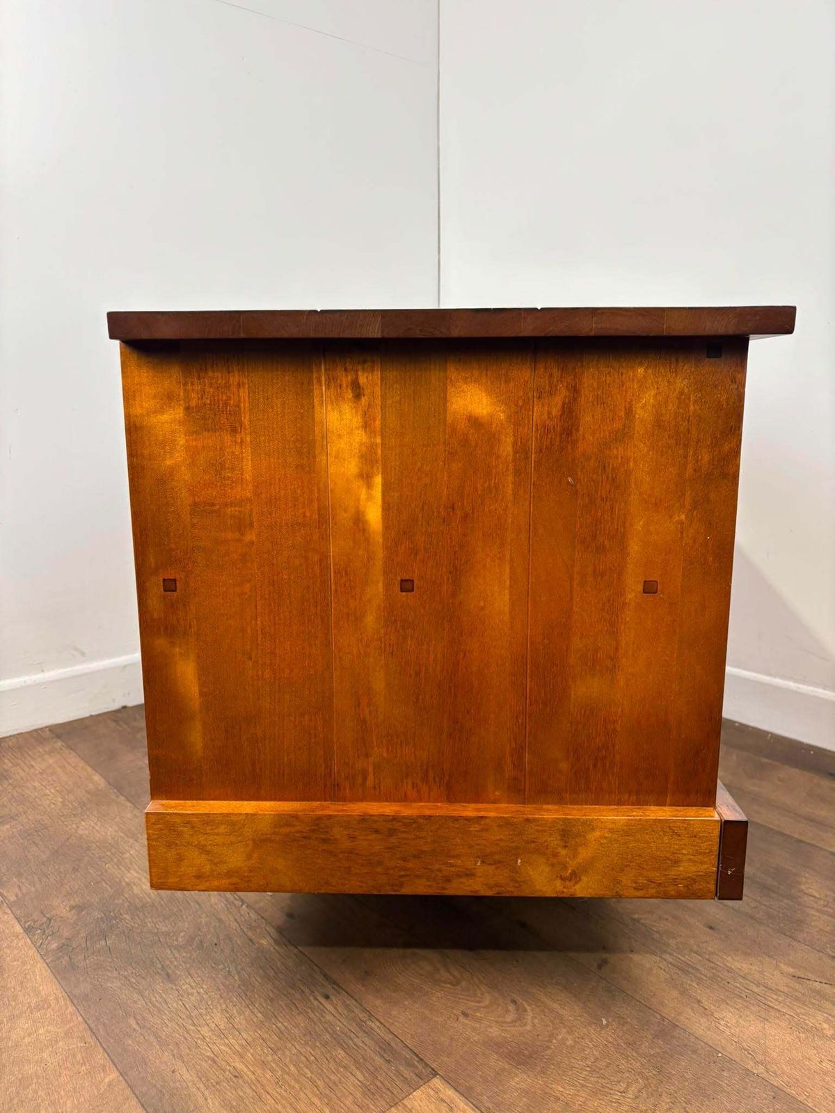 Contemporary 'Next' Tv Stand, 21st Century photo vinterior