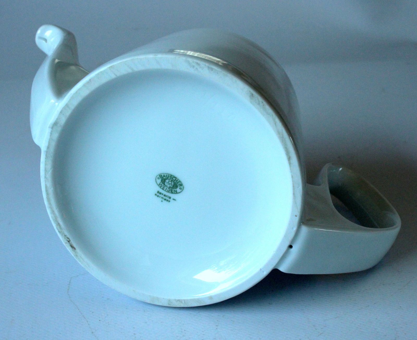 Woonaccessoires Antiek porseleinen theepot van Bauscher/Weiden, jaren 1930, met geïsoleerde metalen warmhoudkap photo