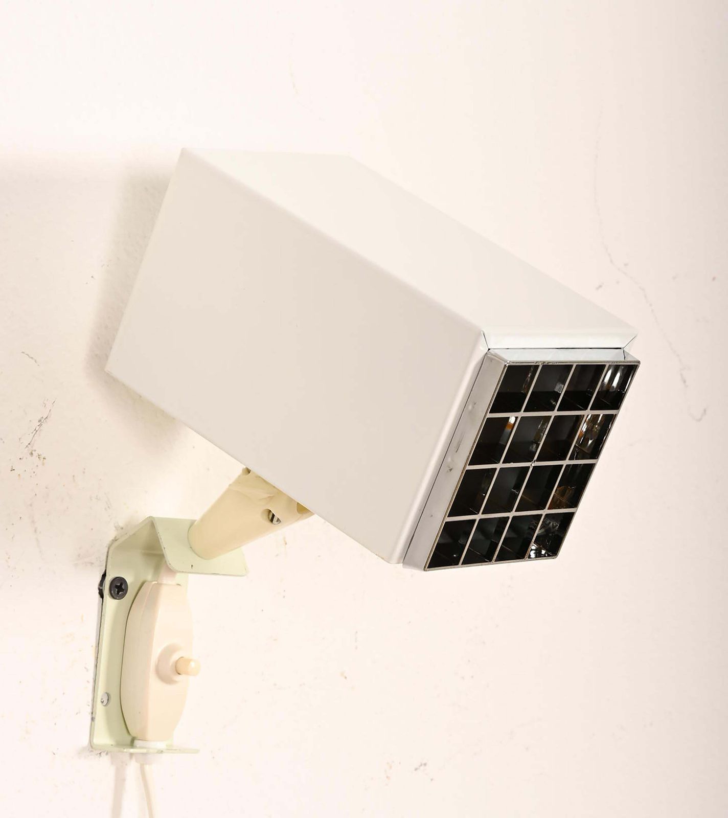 A Pair Of White Hans Agne Jakobsson Wall Lamp "Kuben" Elidus Model 7078 photo for sale
