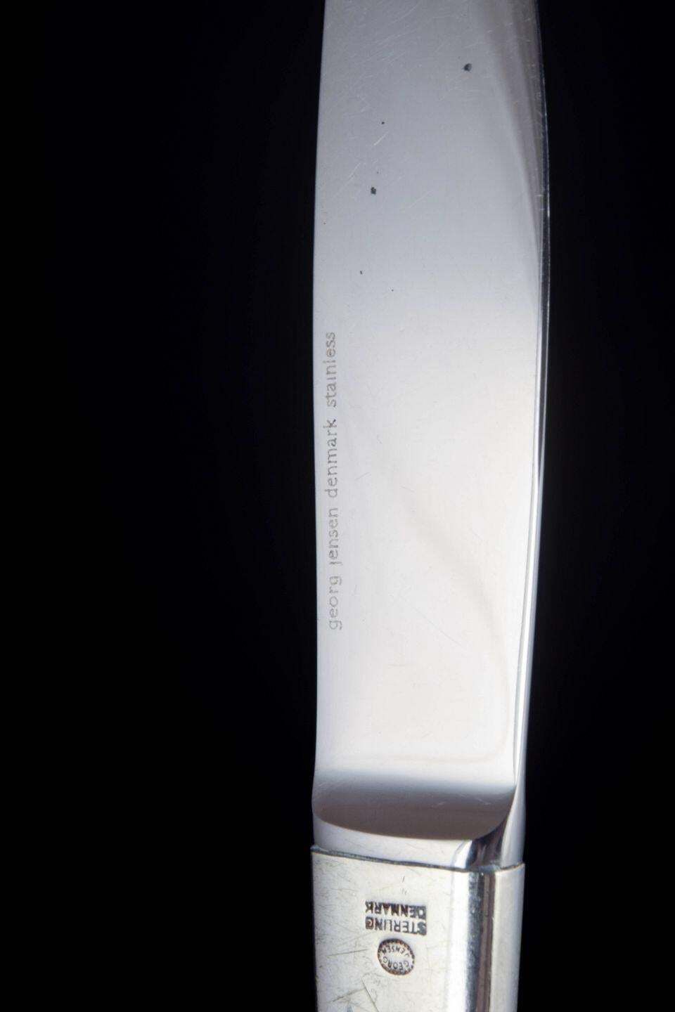 Henning Koppel pour Georg Jensen. Deux petits couteaux à déjeuner « Caravel ». photo 372.0