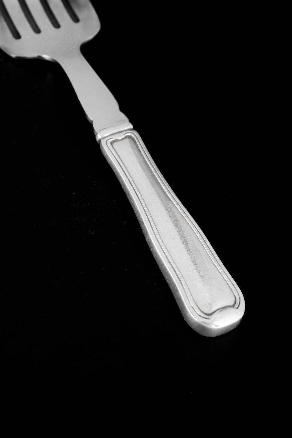 Fourchette à sardines Georg Jensen Old Danish en acier inoxydable et argent sterling. photo for sale