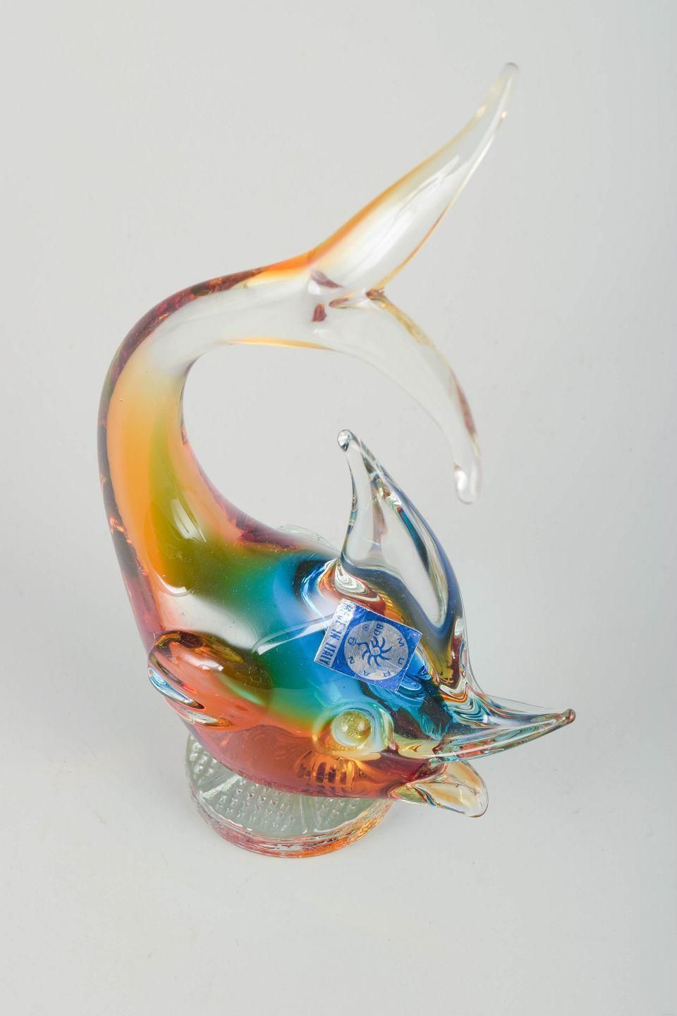 Murano, Italie. Sculpture en verre soufflé représentant un poisson bondissant. Années 1960/70 photo furniture