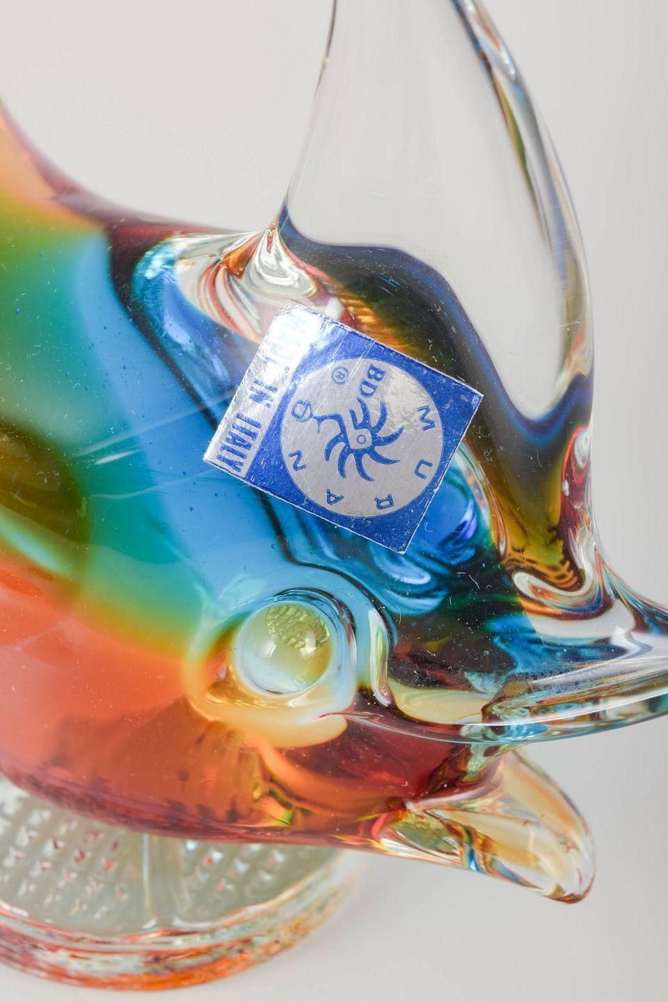 Murano, Italië. Kunstglassculptuur in de vorm van een springende vis. jaren 1960/70 photo for sale