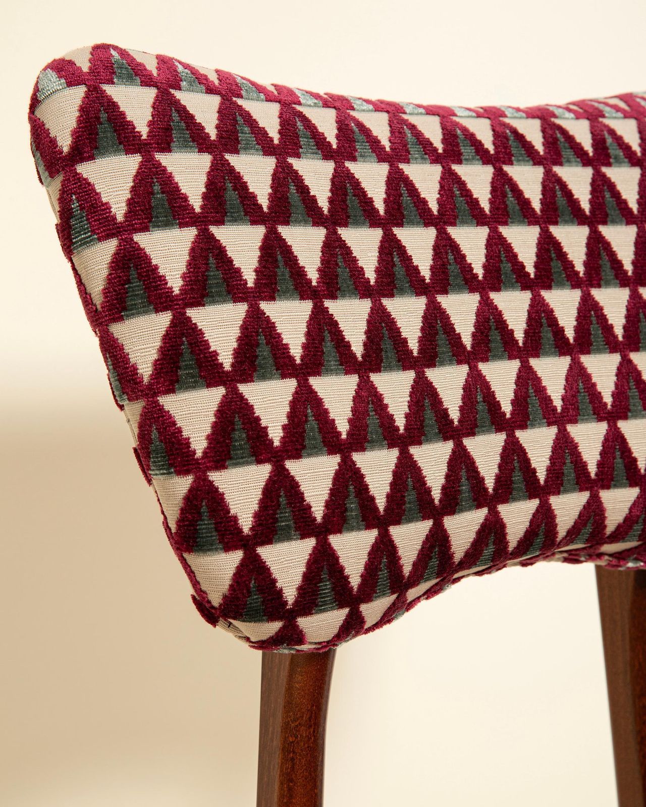 Mid Century Butterfly Chair, Burgundy Velvet Amuleto By Dedar, Walnut Wood, 1960 photo vintage