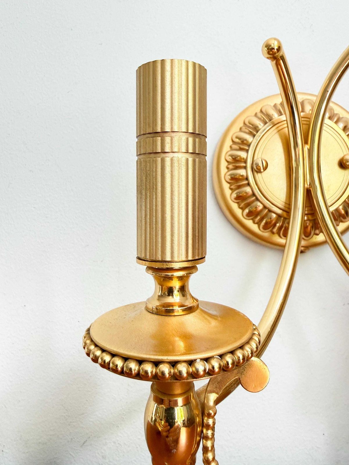 Vintage Pair Of Gaetano Sciolari Double Wall Sconces In Gilt Brass | Hollywood Regency, 1960/70s photo Lighting