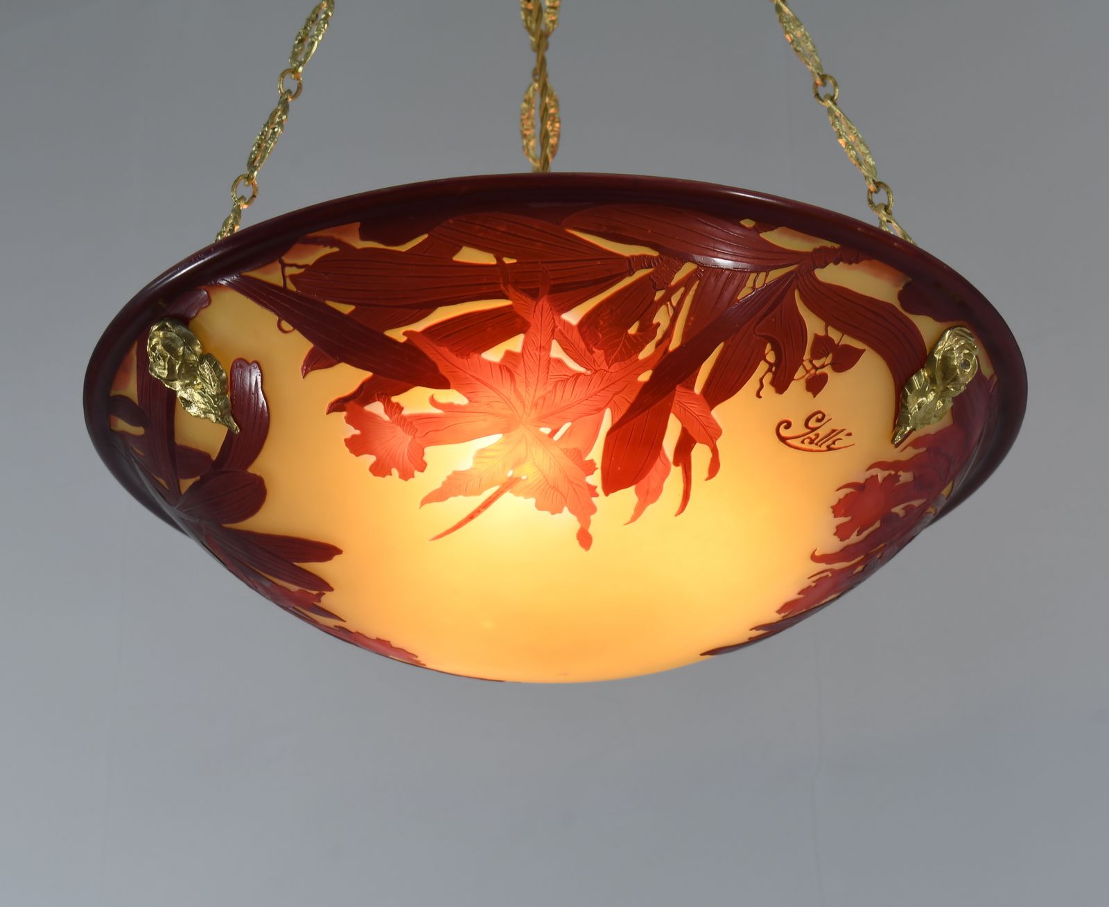 photo vinterior French Art Deco Cameo Pendant Light By Gallé 1920s France