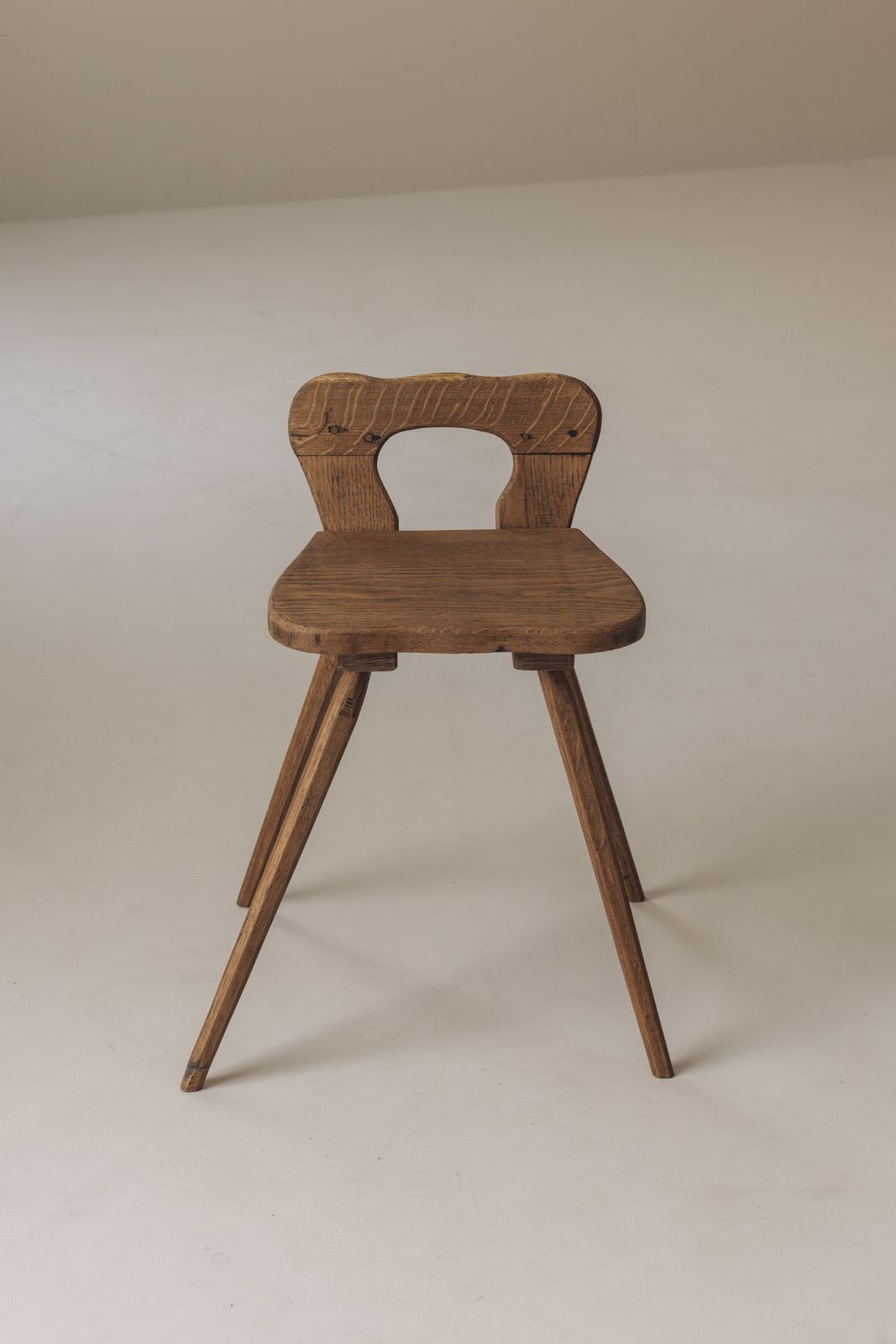 photo furniture Sculptural Pair Of French Solid Oak Side Chairs From The 1950s