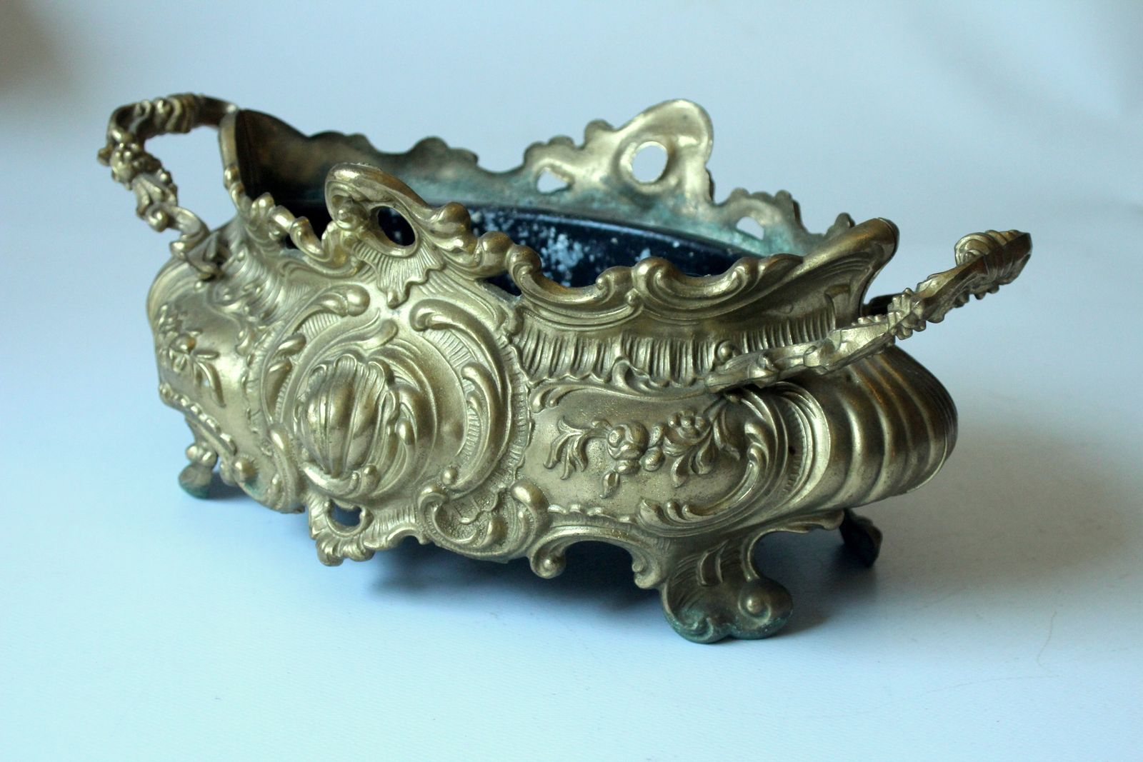 Plant Pot   1900s Art Nouveau Solid Brass Jardiniere With Metal Insert photo furniture