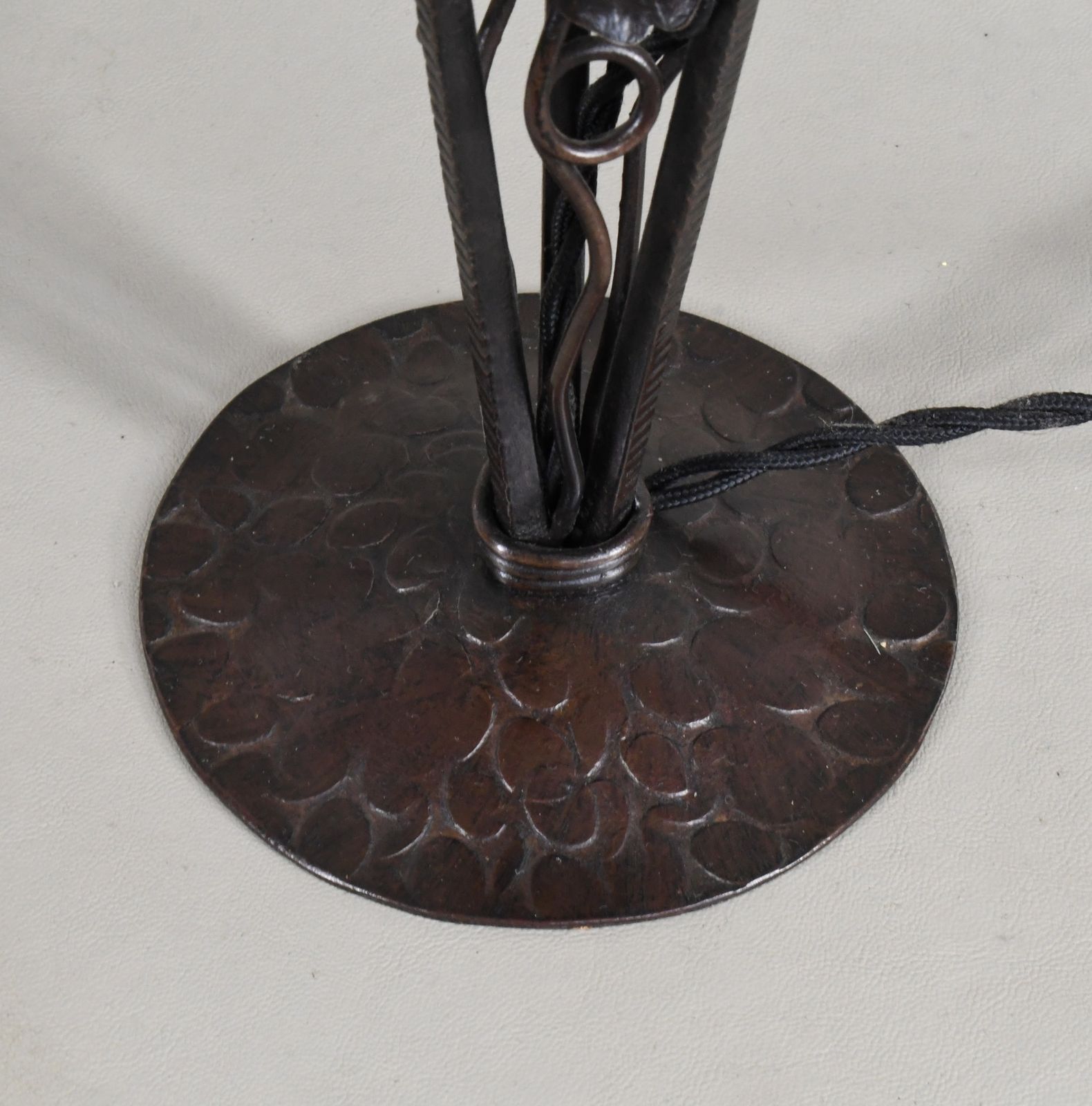 Franse art deco lamp ca. 1930 van Muller Freres en L. Varro photo 1250.0