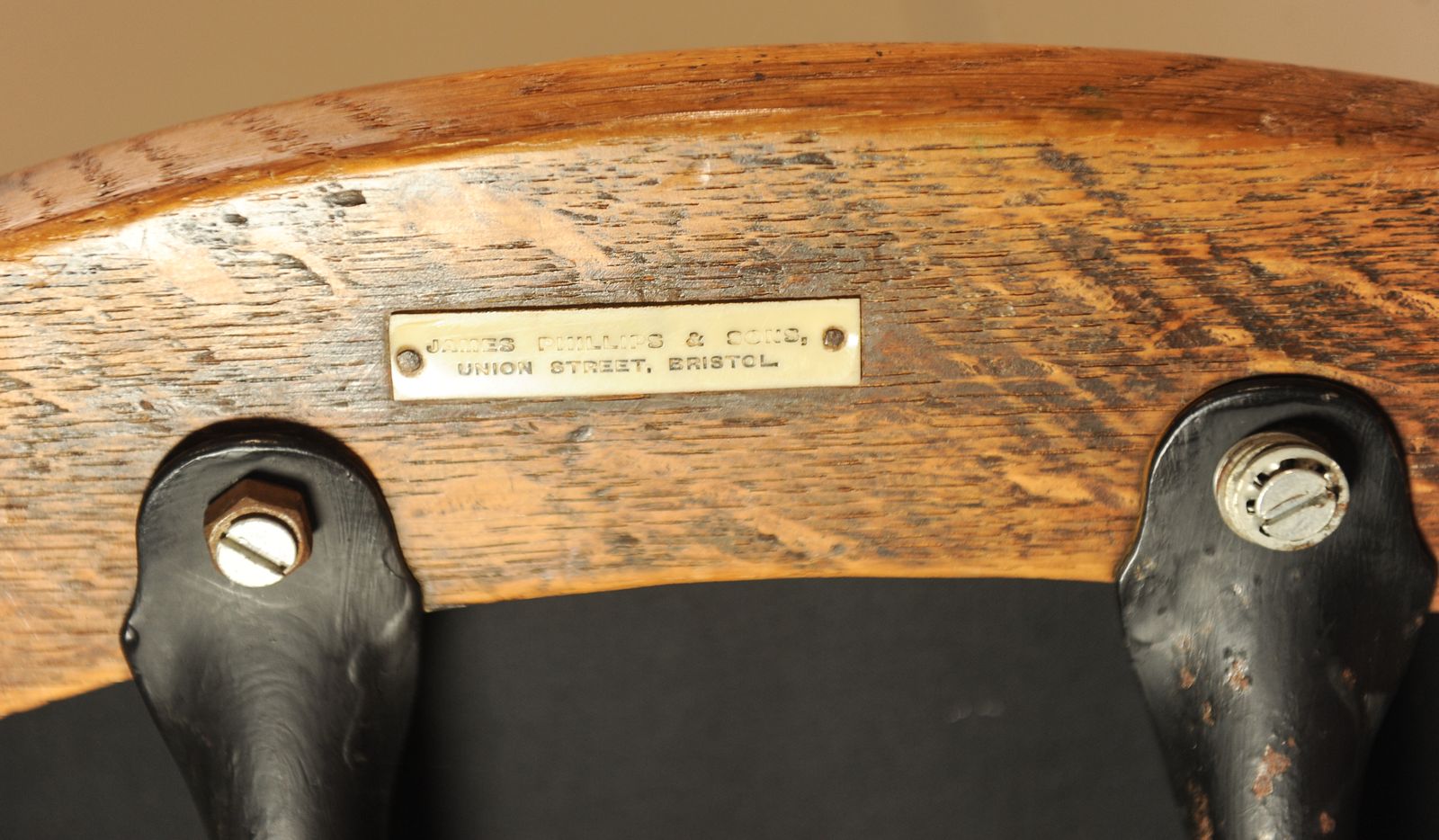 Victorian Oak Revolving Spindleback Desk Chair With Racing Green Leather Seat photo vinterior