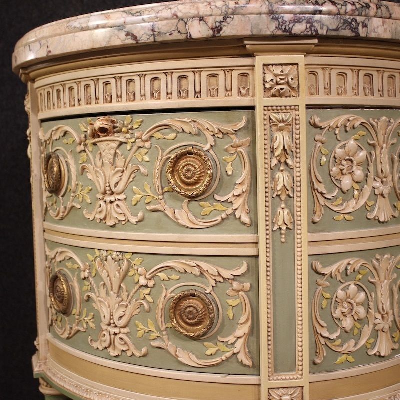 photo vinterior Paire de tables de chevet italiennes laquées de style Bonzanigo, Louis XVI