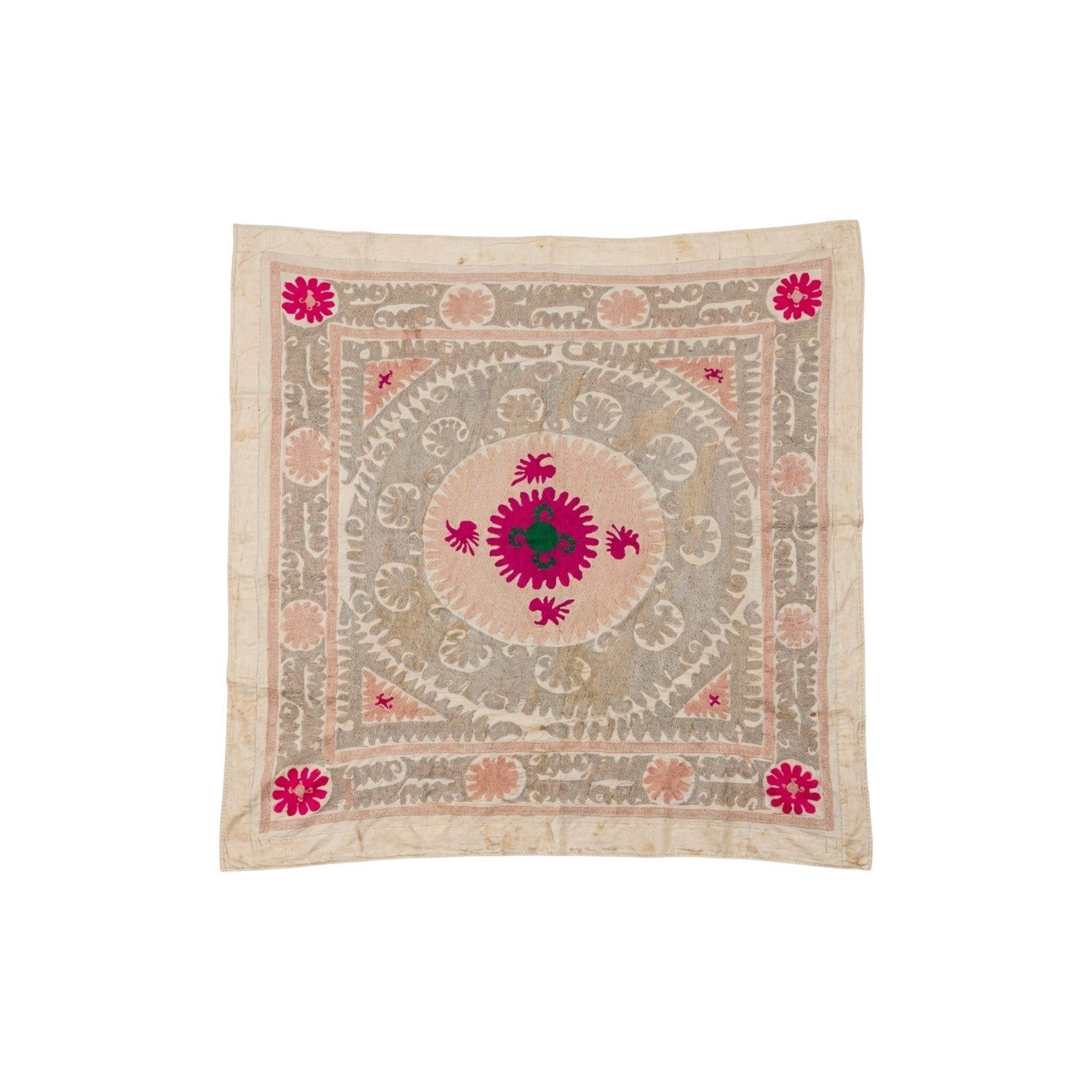 Suzani décoratif mural, broderie milieu du XXe siècle, 150 x 156 cm