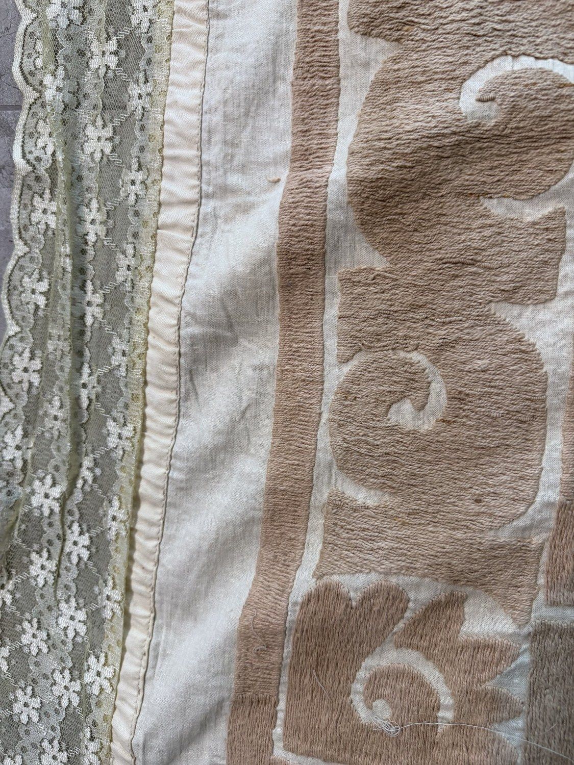 Handcrafted Bukhara Suzani Wall Hanging   Beige Tan Pink Ethnic Embroidered Cotton Tapestry 130 X 153 Cm photo vintage