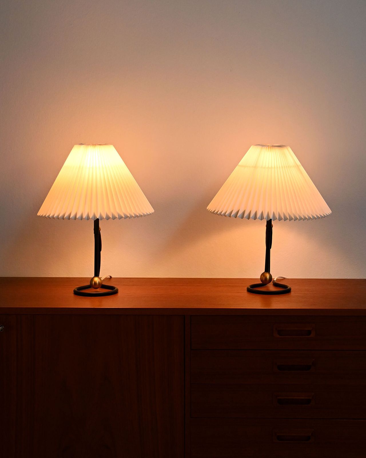 Pair Of “Kip Lamp” Lamps By Kaare Klint For Le Klint, 1940s photo 1290.0