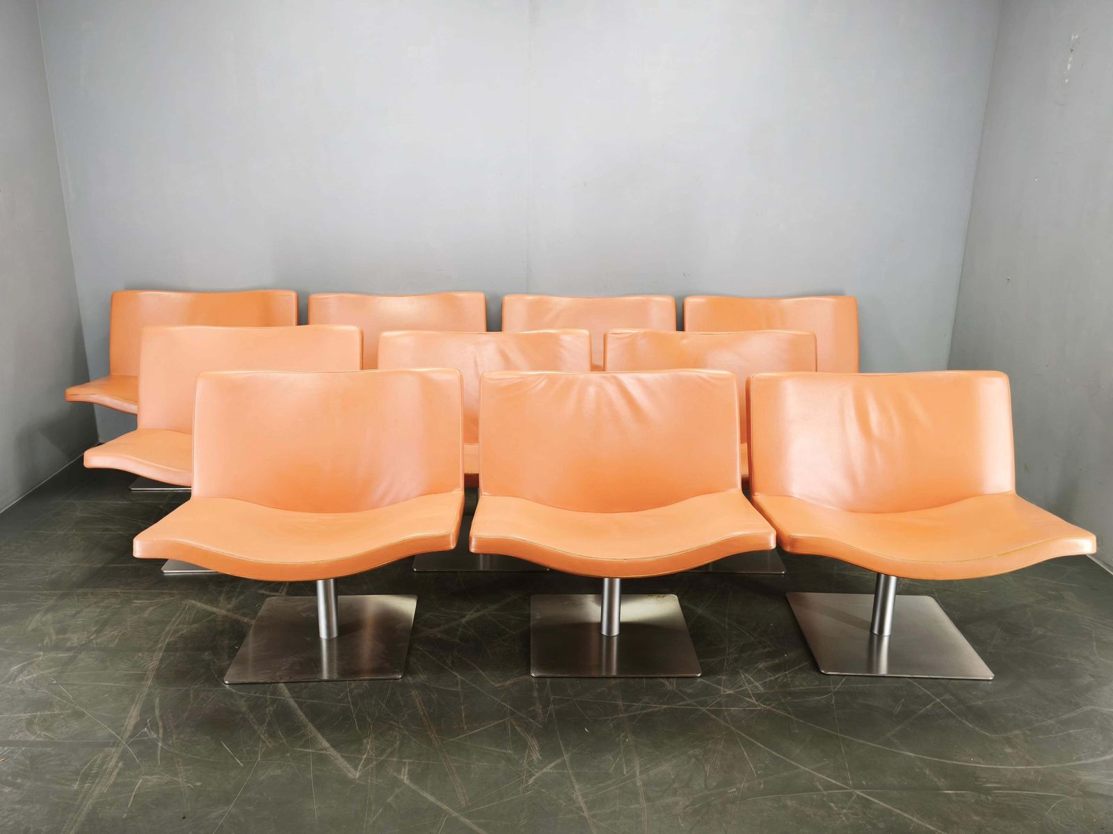 Peter Maly Wave lederen loungestoel voor Tonon Italia, jaren 1990 photo furniture
