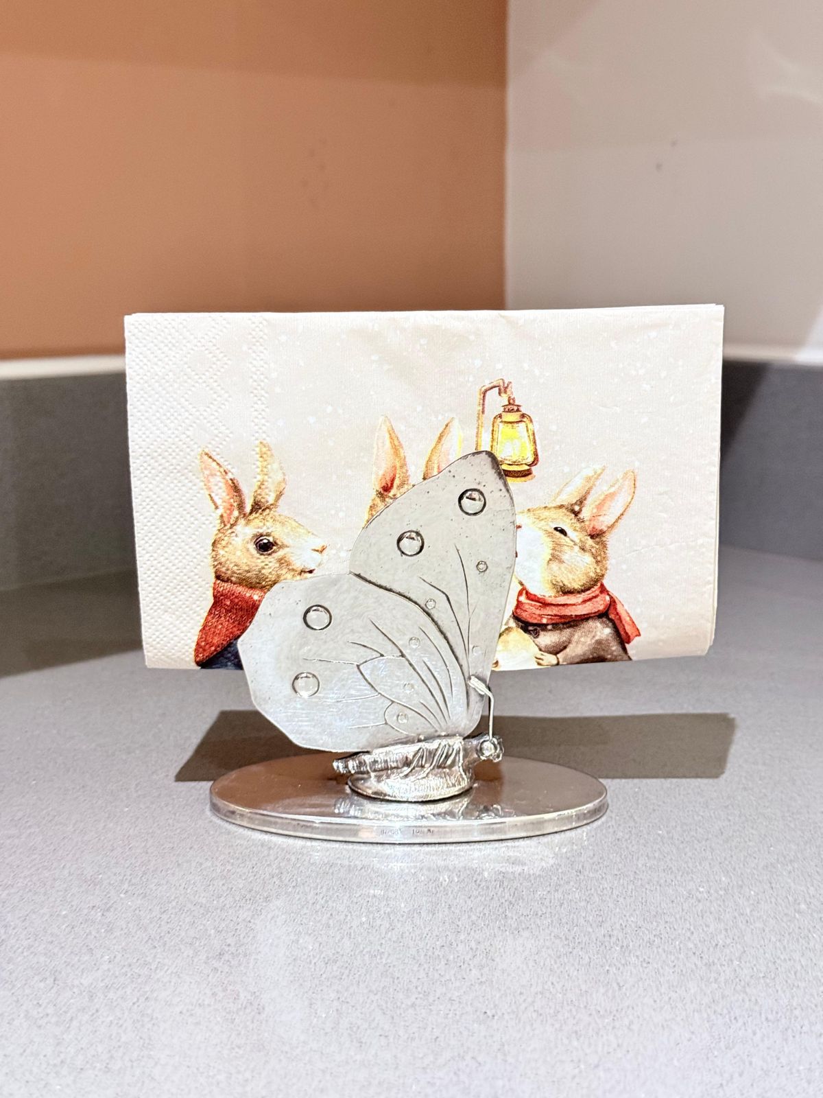 Antieke Vlinder Servethouder Decoratief Verzilverd Tafelgerei photo vinterior